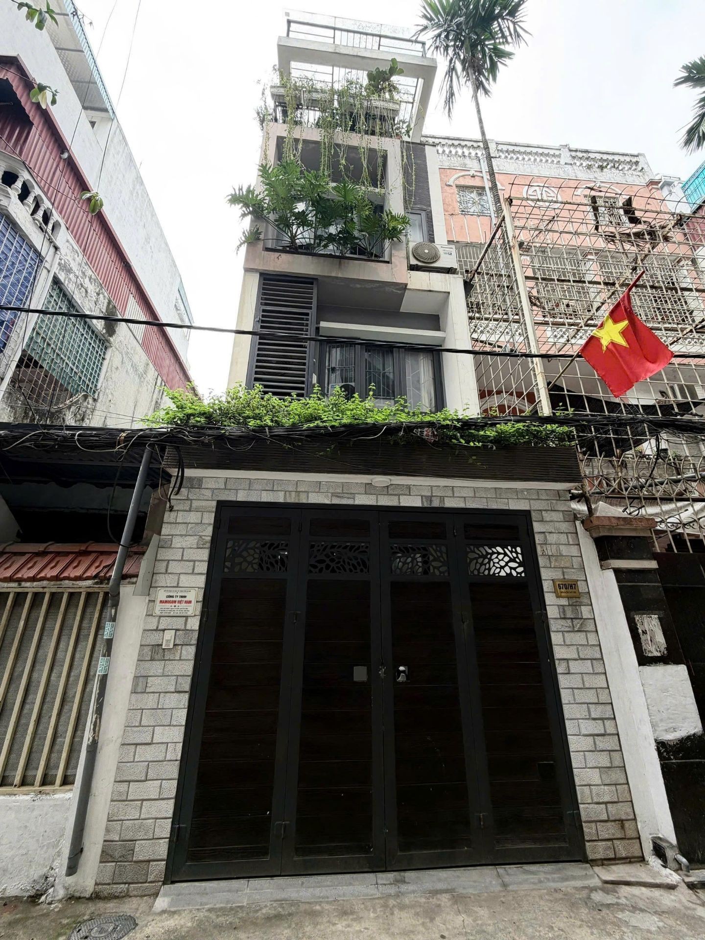 Bán nhà Tân Mai - diện tích 73m2 4 tầng - Ngõ Ô Tô - Ngõ Thông - giá 21,5 tỷ