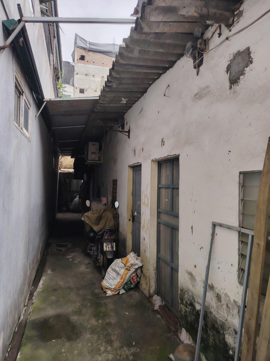 Bán nhà Bằng Liệt - diện tích 119m2 1 tầng - Ô tô vào nhà - giá 25,5 tỷ