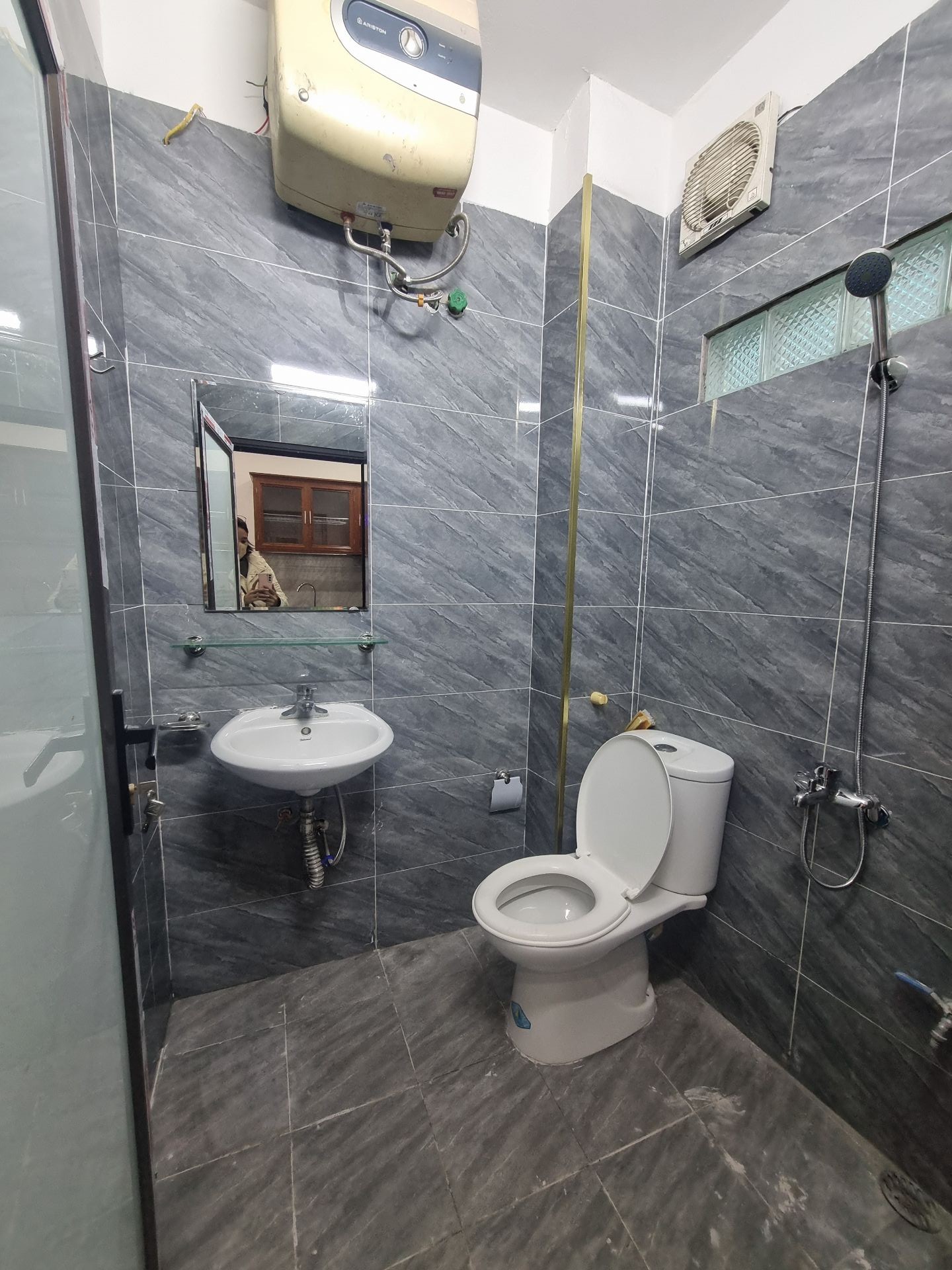 Bán nhà Bùi Xương Trạch - diện tích 35m2 2 tầng - Nhà nhỏ tiền, dễ chốt - giá 2,98 tỷ