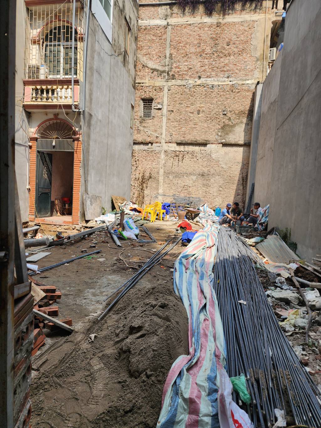 Bán nhà Giáp Nhất - diện tích 92.5m2 1 tầng - Ô tô đỗ cửa - giá 25 tỷ