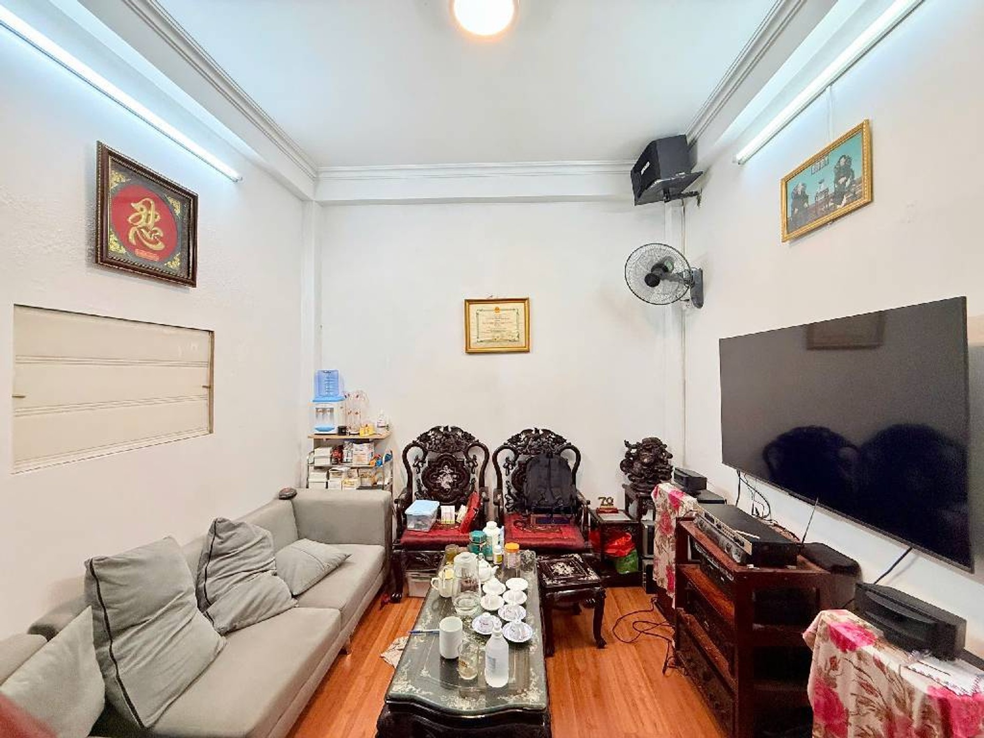 Bán nhà Hai Bà Trưng - diện tích 40m2 4 tầng - gần ô tô - giá 9,2 tỷ