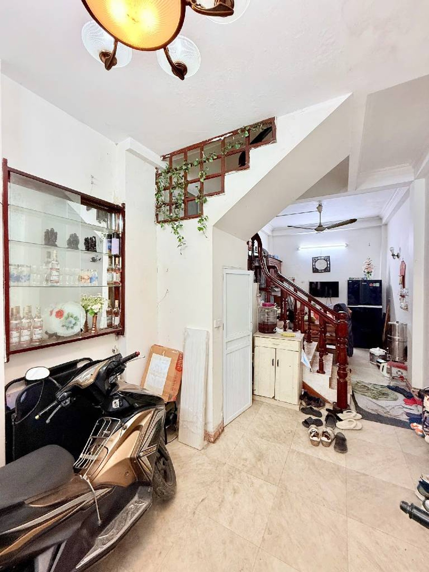 Bán nhà Hai Bà Trưng - diện tích 40m2 4 tầng - gần ô tô - giá 9,2 tỷ