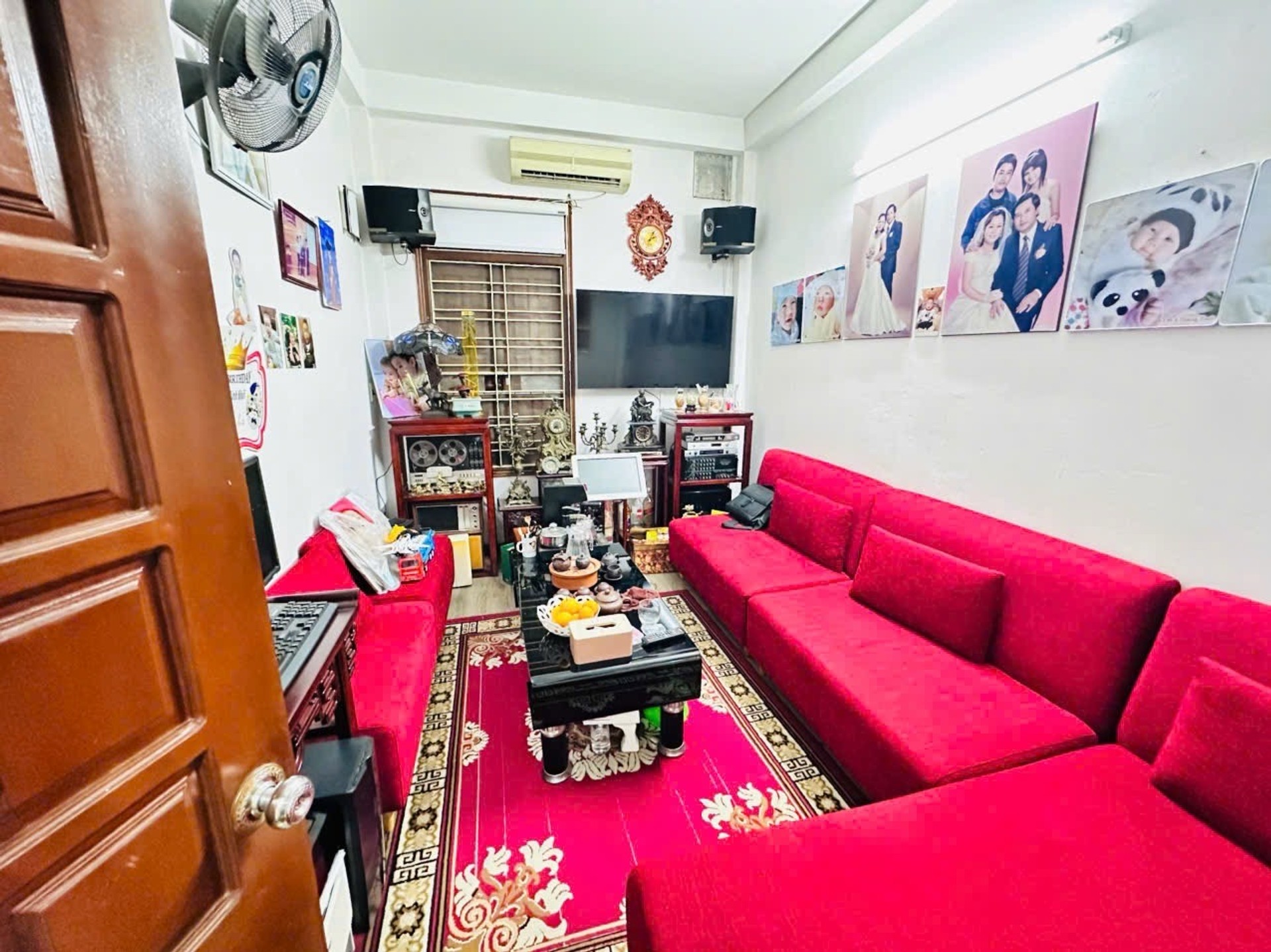 Bán nhà Đại Từ - diện tích 46m2 5 tầng - Gara ô tô, gần hồ Linh Đàm - giá 15,6 tỷ