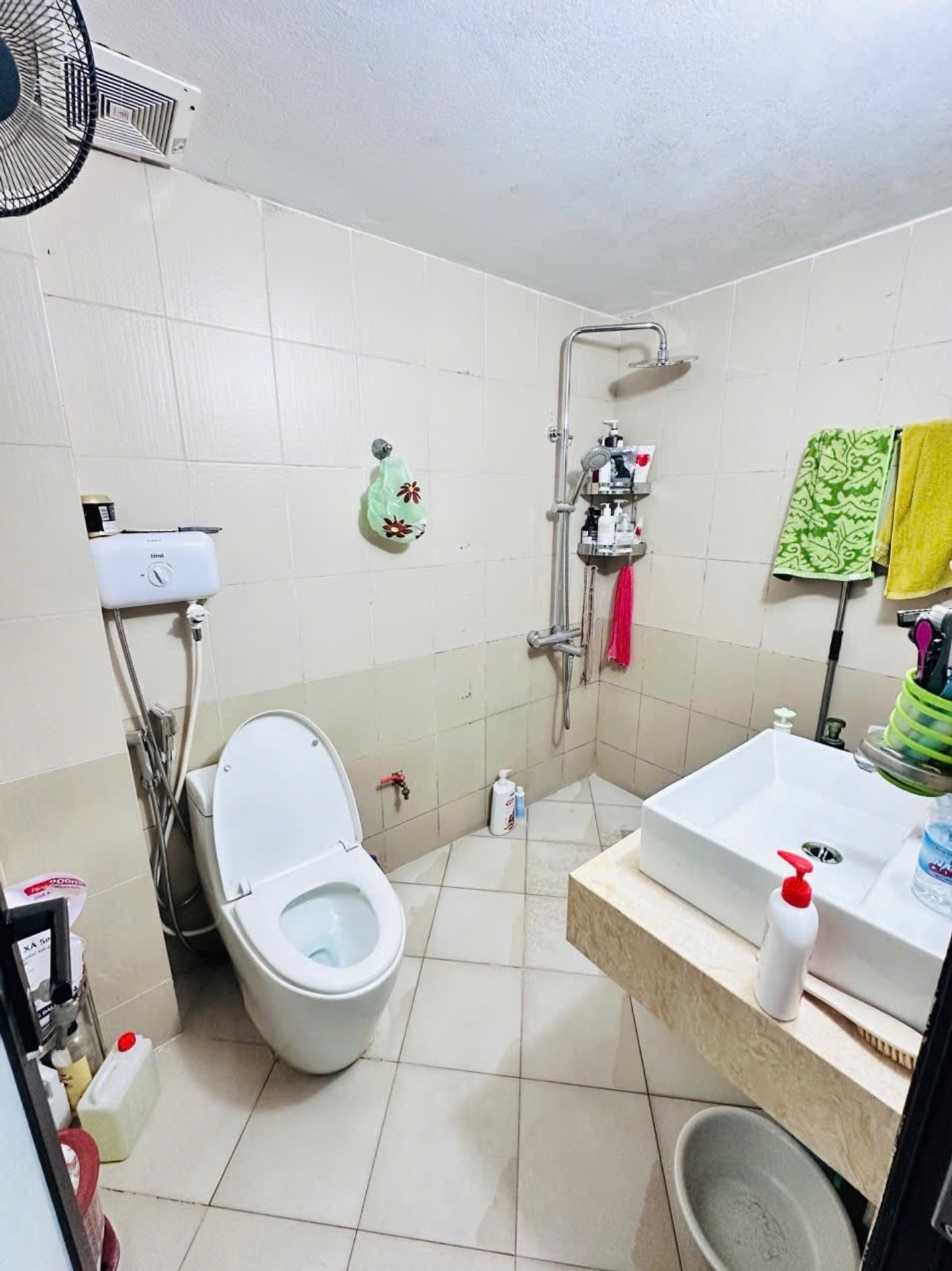 Bán nhà Đại Từ - diện tích 46m2 5 tầng - Gara ô tô, gần hồ Linh Đàm - giá 15,6 tỷ