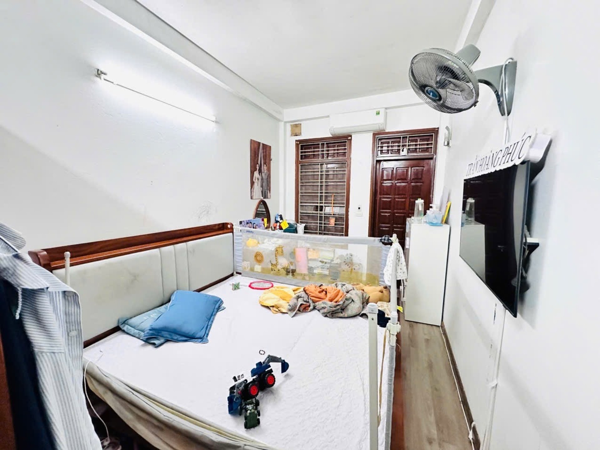 Bán nhà Đại Từ - diện tích 46m2 5 tầng - Gara ô tô, gần hồ Linh Đàm - giá 15,6 tỷ