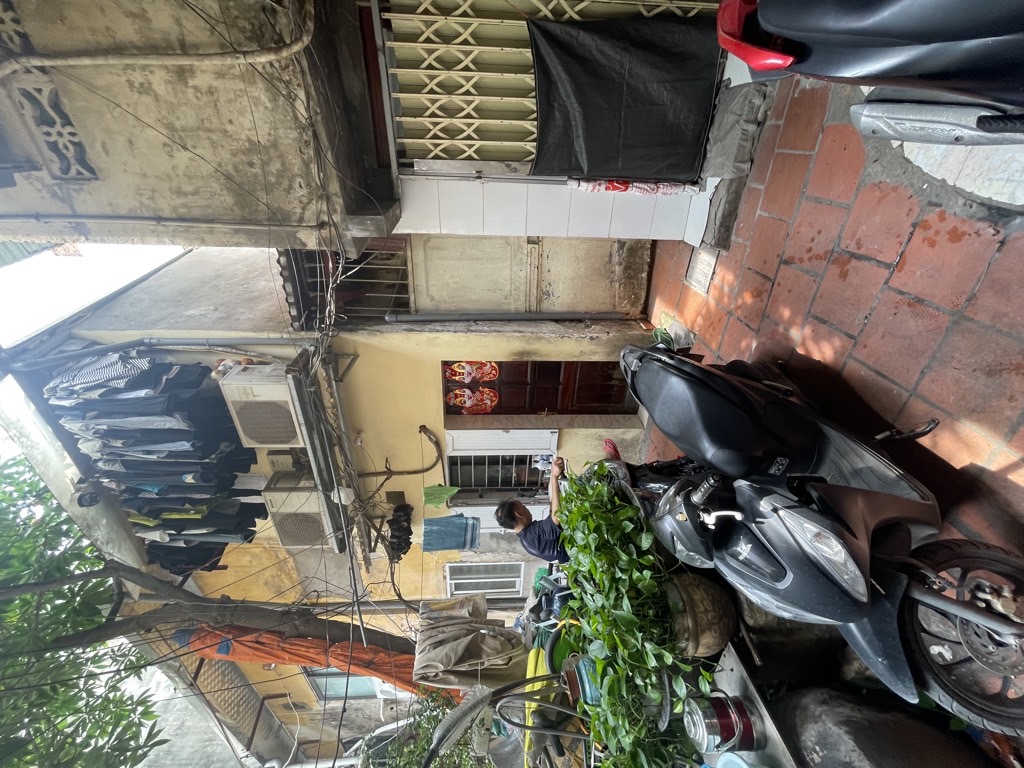 Bán nhà Trần Xuân Soạn - diện tích 28m2 3 tầng - Thông hai mặt ngõ - giá 5,5 tỷ