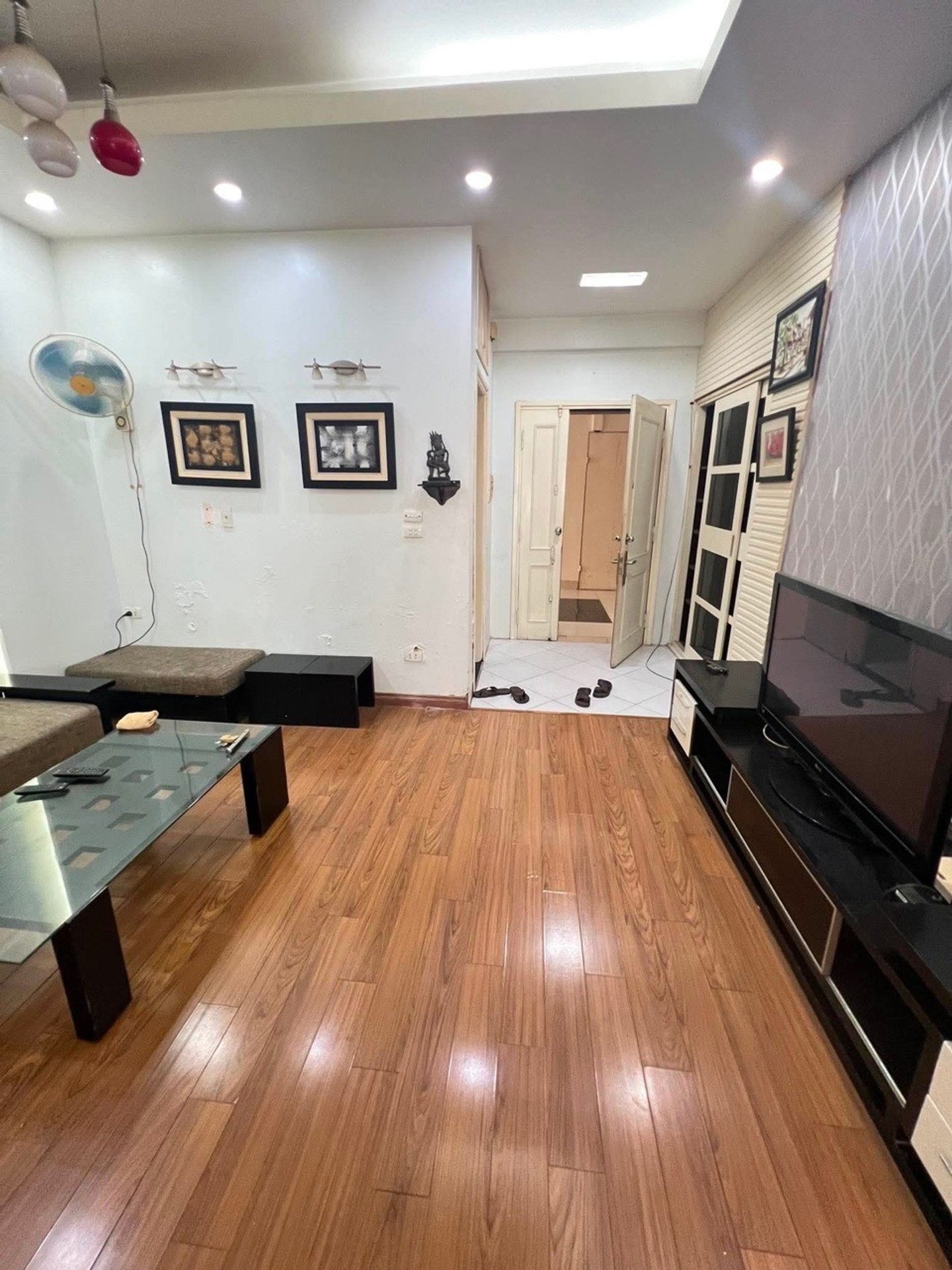 Bán nhà Khuất Duy Tiến - diện tích 90m2 1 tầng - Căn hộ chung cư VIP - giá 8,1 tỷ