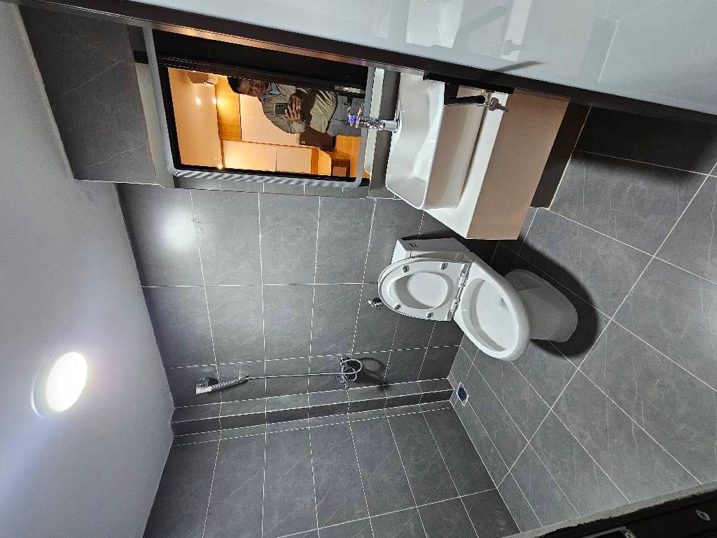 Bán nhà Pháo Đài Láng - diện tích 80m2 7 tầng - 2 mặt thoáng - giá 25,8 tỷ