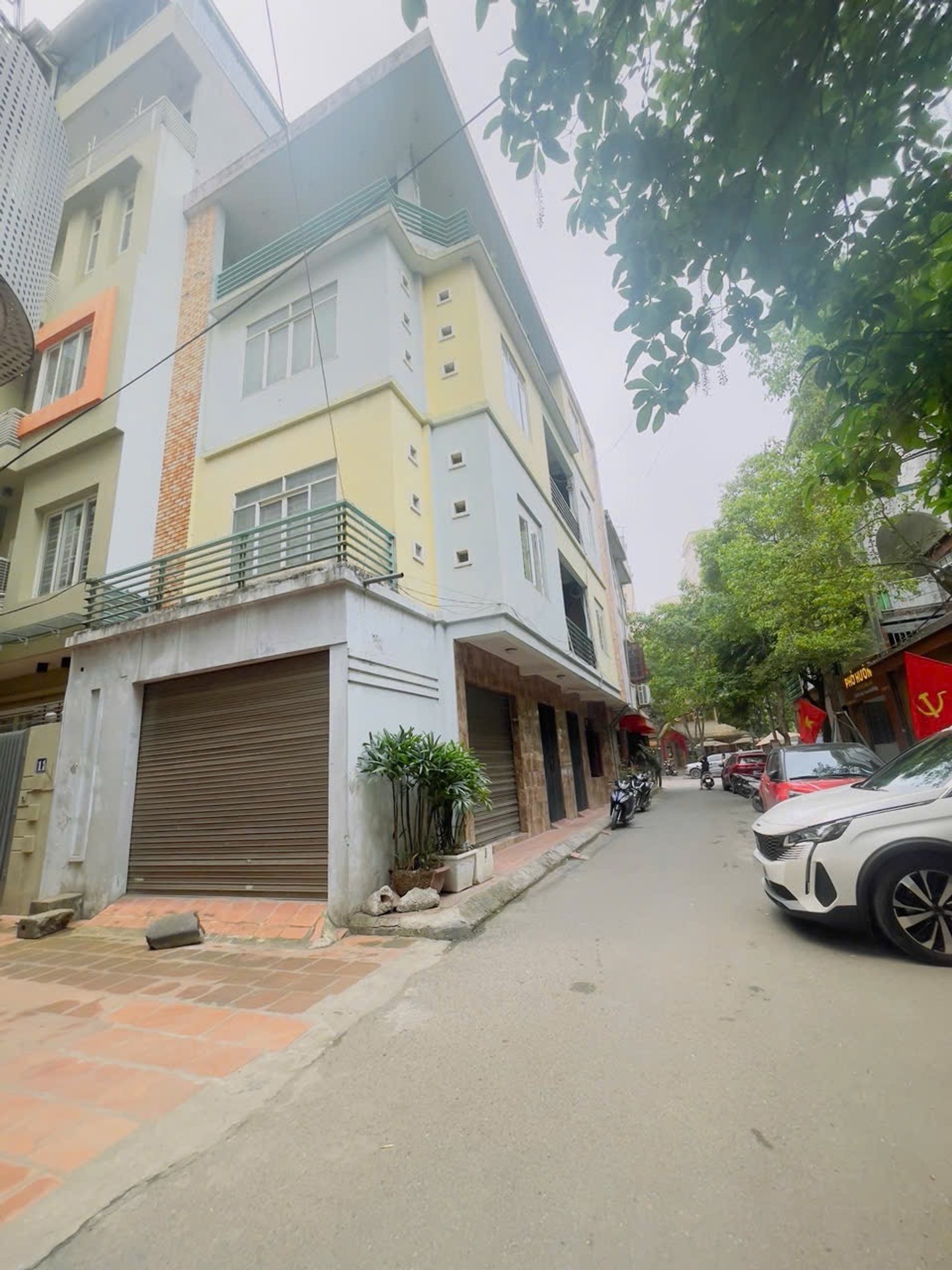 Bán nhà Nguyễn Thị Định - diện tích 78m2 4 tầng - Cực hiếm - giá 44 tỷ
