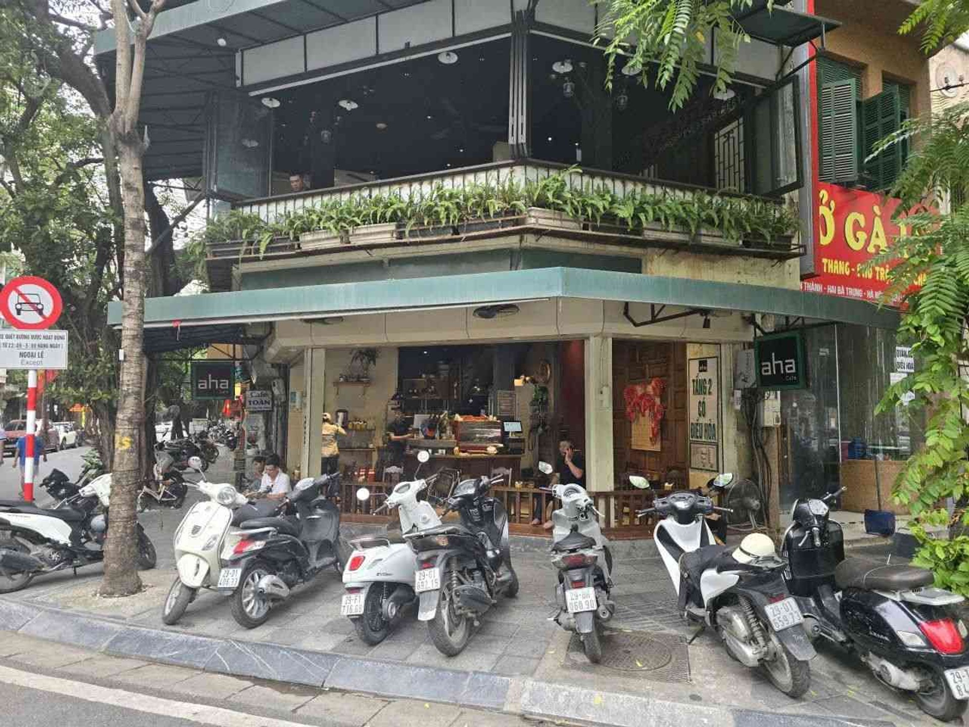 Bán nhà Triệu Việt Vương - diện tích 42m2 6 tầng - Lô góc 2 mặt phố - giá 42 tỷ