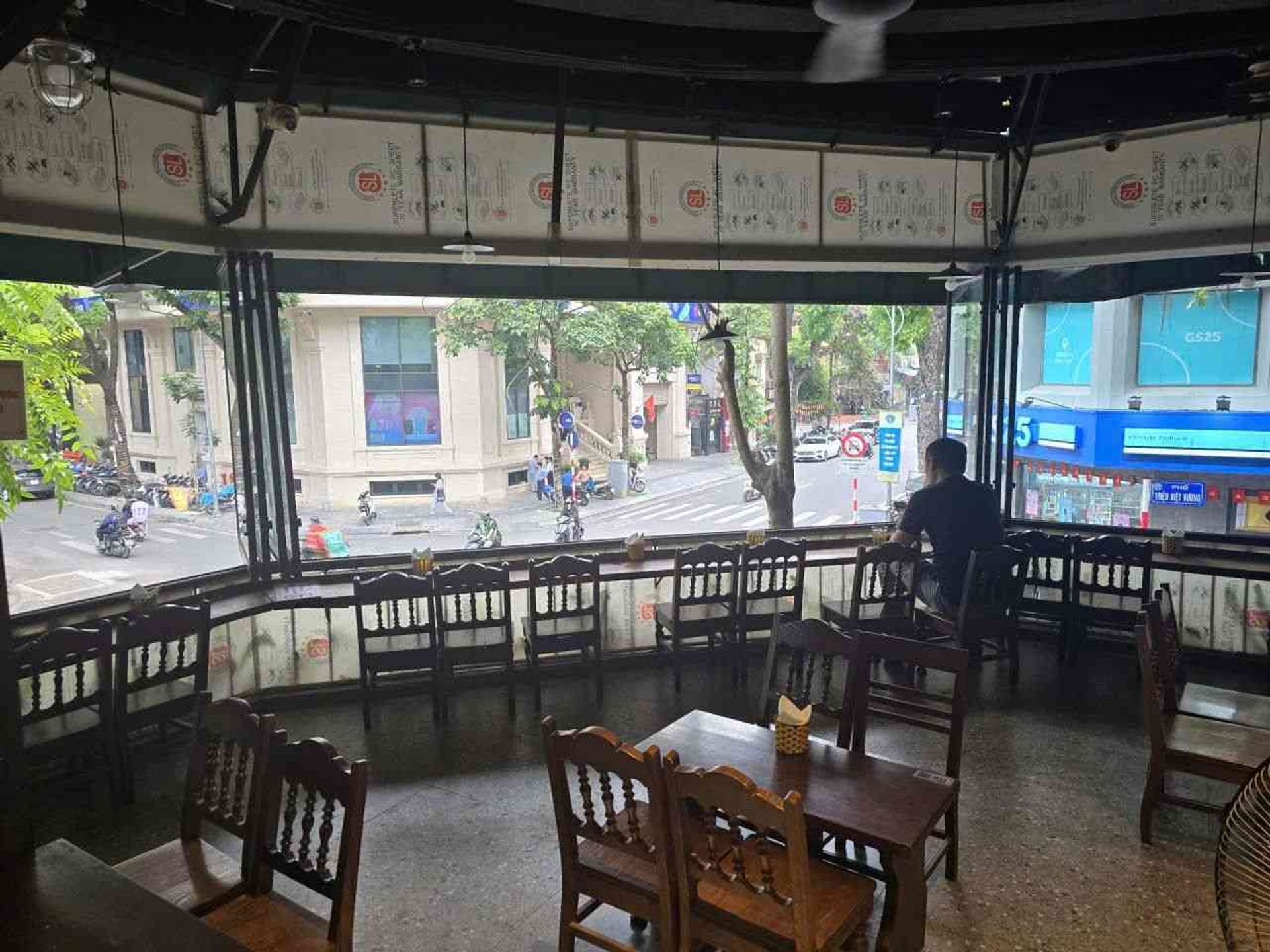 Bán nhà Triệu Việt Vương - diện tích 42m2 6 tầng - Lô góc 2 mặt phố - giá 42 tỷ