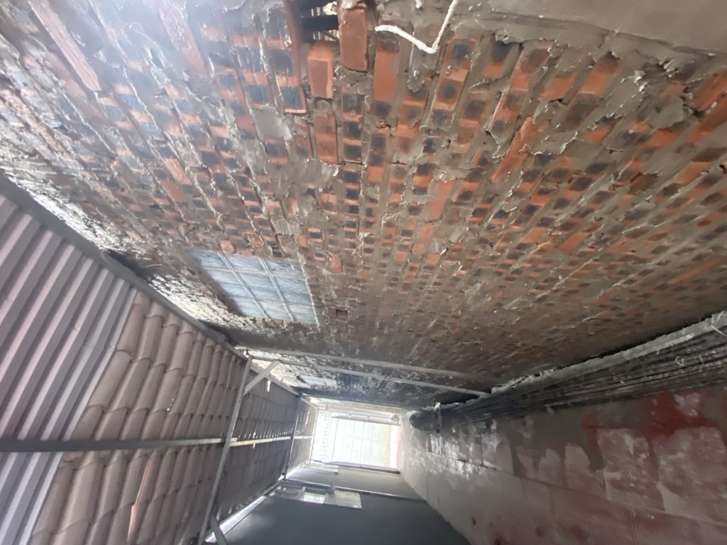 Bán nhà Thanh Đàm - diện tích 53m2 6 tầng - Lô góc, gần phố - giá 14,5 tỷ