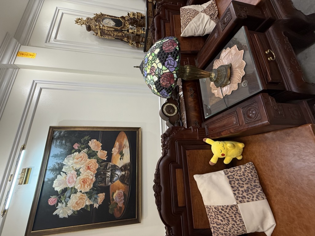 Bán nhà Giáp Nhất - diện tích 140m2 6 tầng - Ô TÔ ĐỖ CỬA - giá 39,2 tỷ