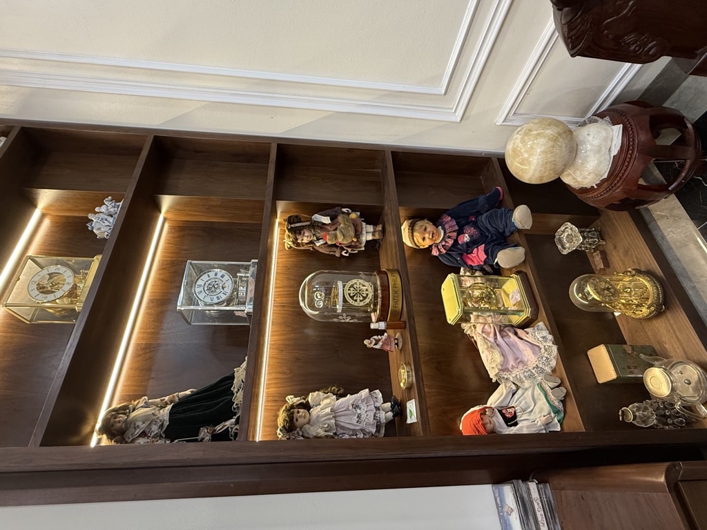 Bán nhà Giáp Nhất - diện tích 140m2 6 tầng - Ô TÔ ĐỖ CỬA - giá 39,2 tỷ