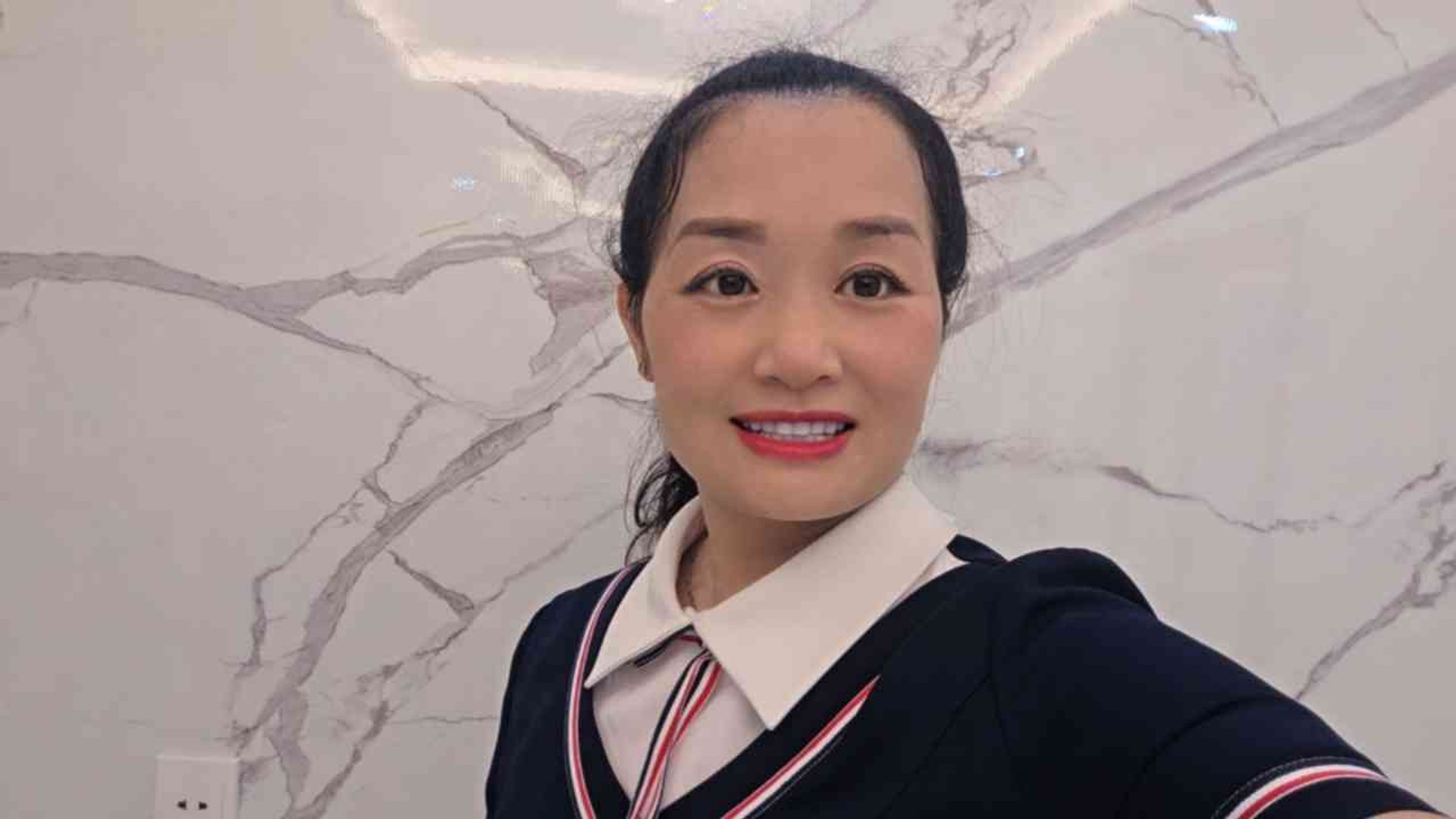 Bán nhà Lê Thanh Nghị - diện tích 24m2 5 tầng - Nhà đẹp hiếm có - giá 4,88 tỷ