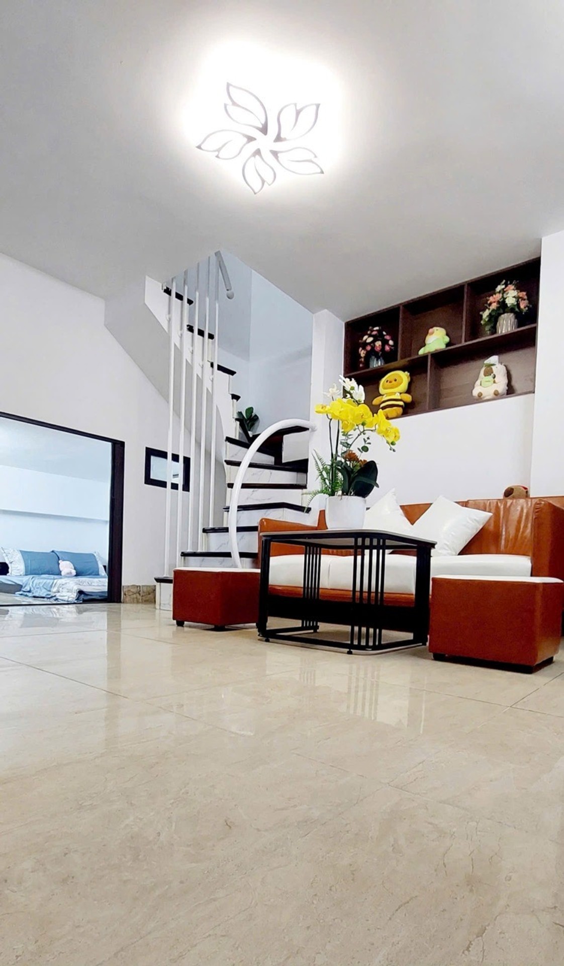 Bán nhà Vân Hồ 3 - diện tích 50m2 2 tầng - Căn hộ chung cư mini - giá 2,1 tỷ
