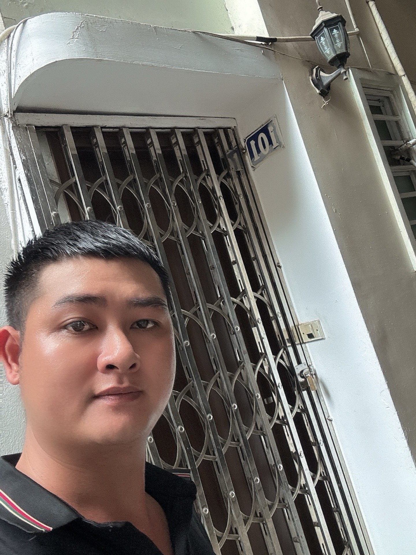 Bán nhà Vân Hồ 3 - diện tích 50m2 2 tầng - Căn hộ chung cư mini - giá 2,1 tỷ