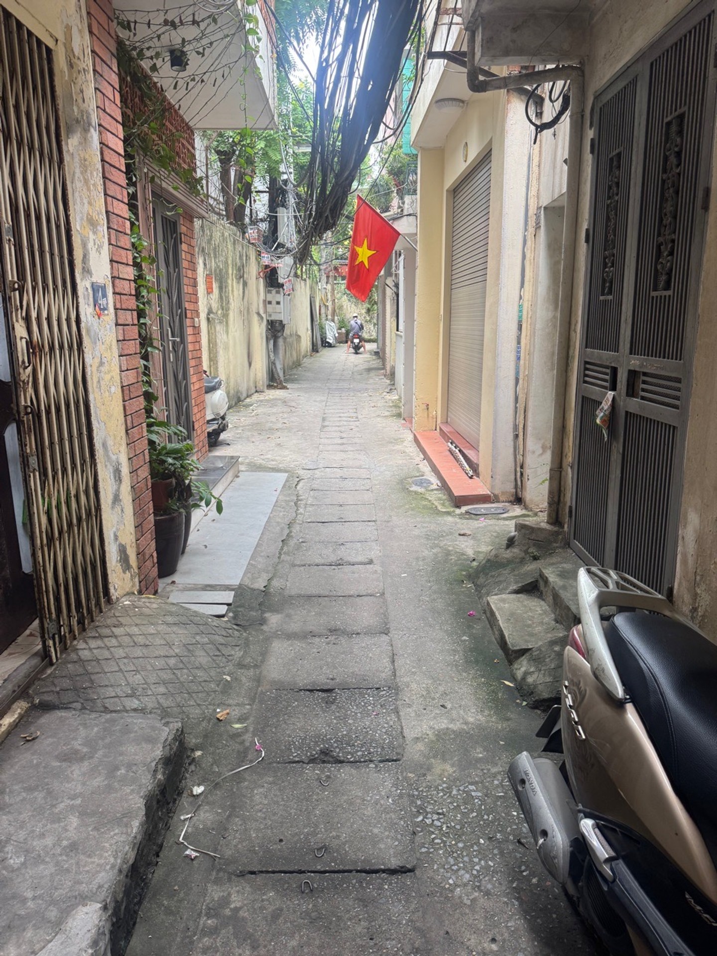 Bán nhà Vân Hồ 3 - diện tích 50m2 2 tầng - Căn hộ chung cư mini - giá 2,1 tỷ
