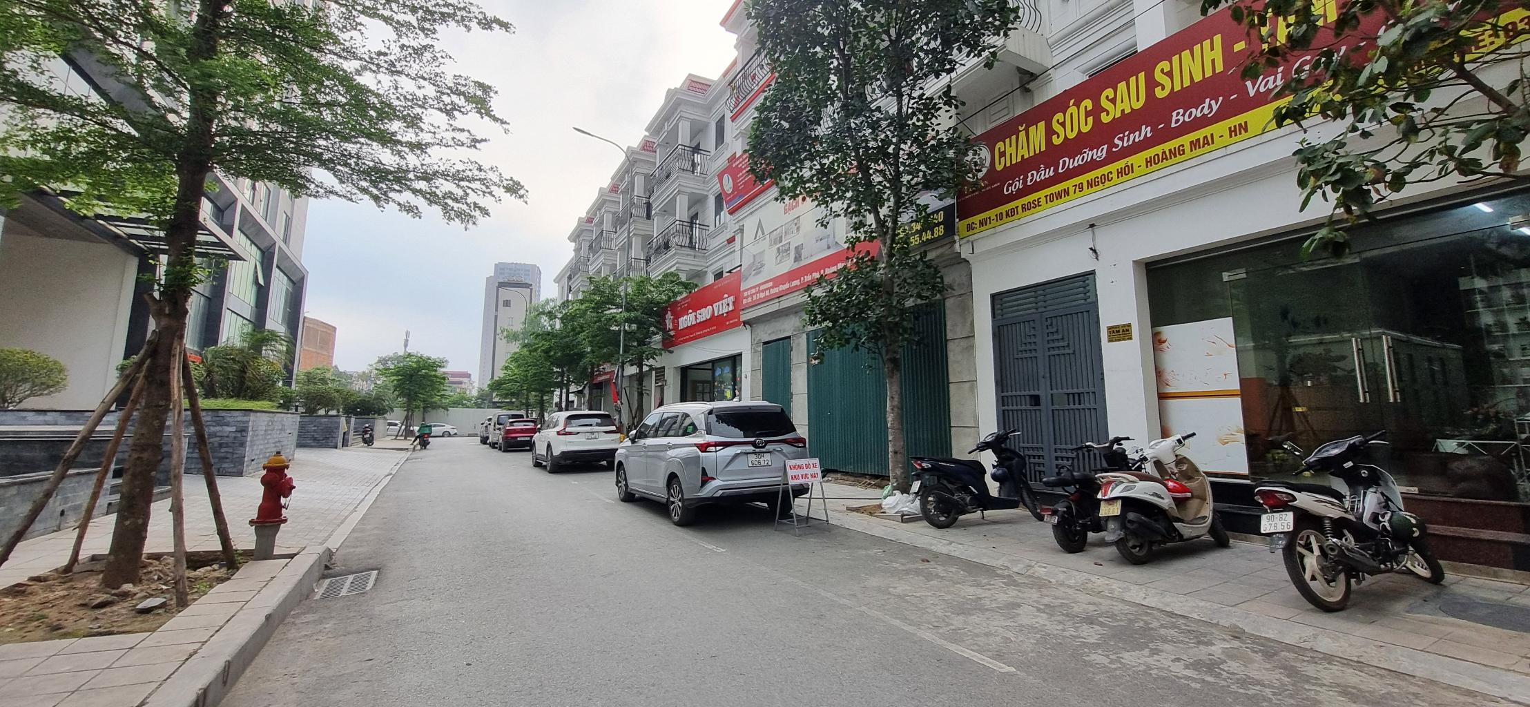 Bán nhà Ngọc Hồi - diện tích 124m2 4 tầng - Liền kề Rose Tower - giá 35 tỷ