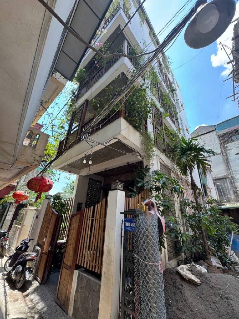 Bán nhà Nguyễn Khoái - diện tích 45m2 5 tầng - Nhà đẹp hiếm có - giá 10 tỷ