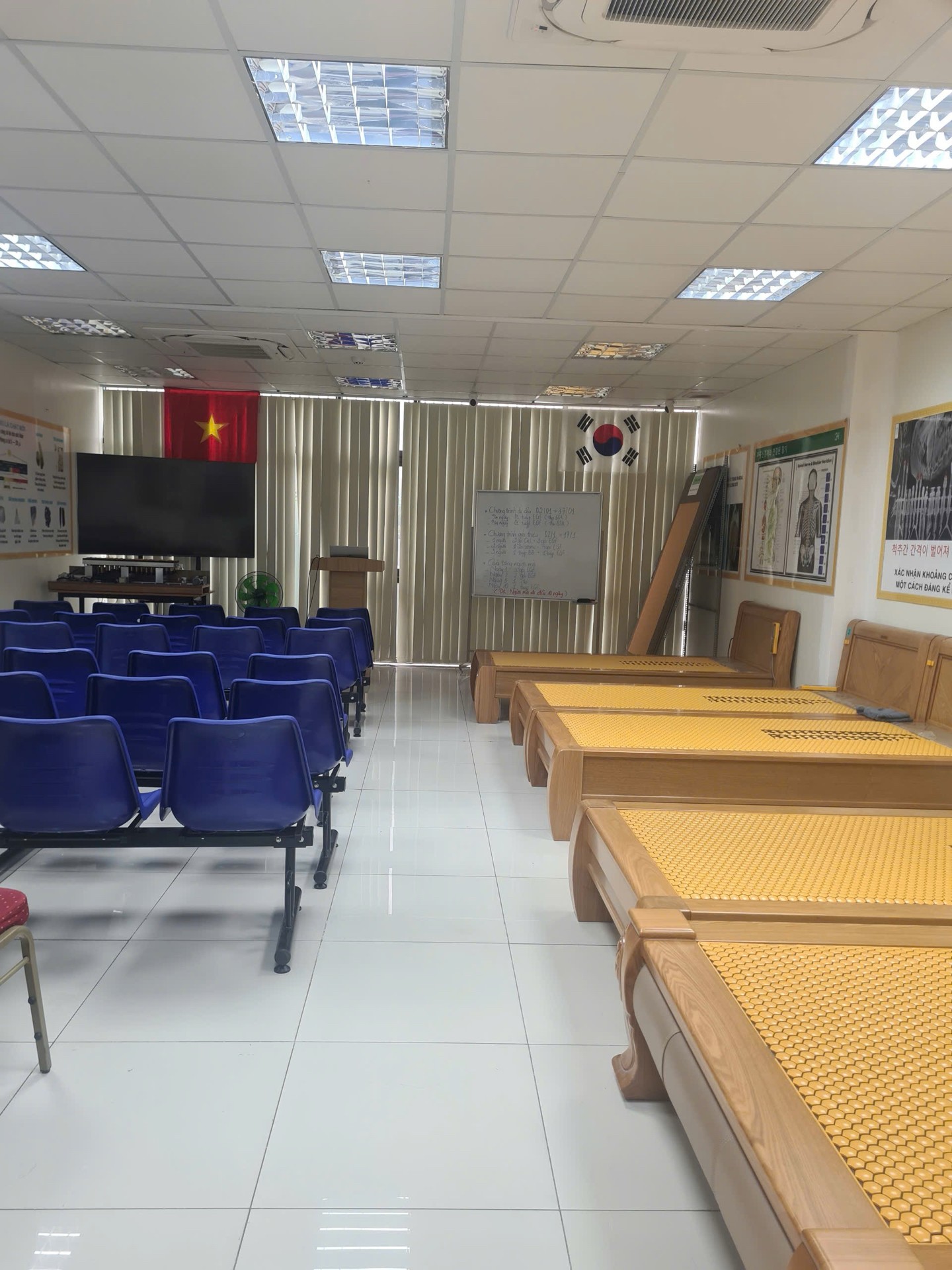 Bán nhà Nguyễn Ngọc Nại - diện tích 170m2 9 tầng - Mặt phố VIP Thanh Xuân - giá 115 tỷ