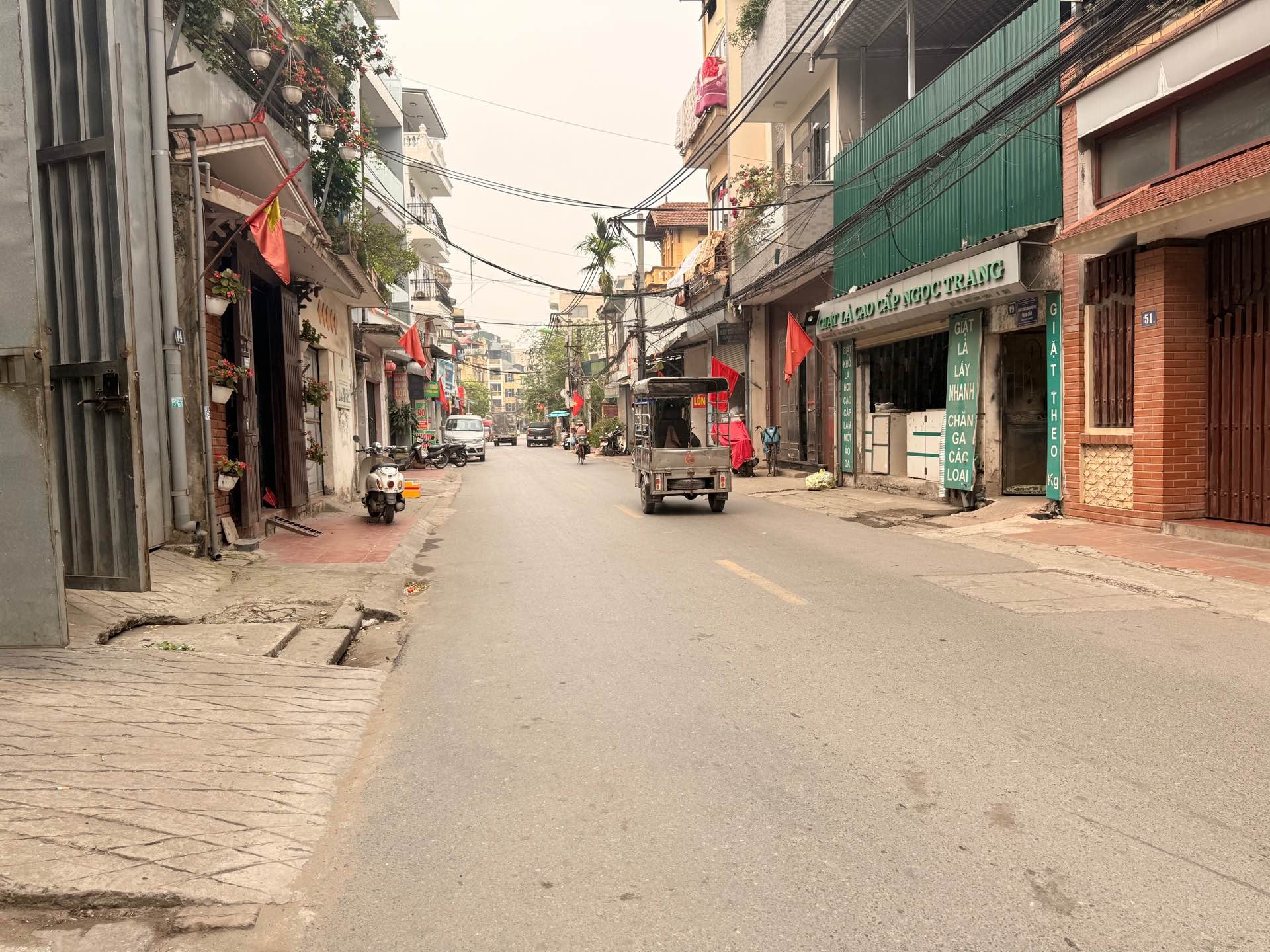 Bán nhà Yên Sở - diện tích 50m2 1 tầng - Mặt phố kinh doanh sầm uất - giá 27,5 tỷ