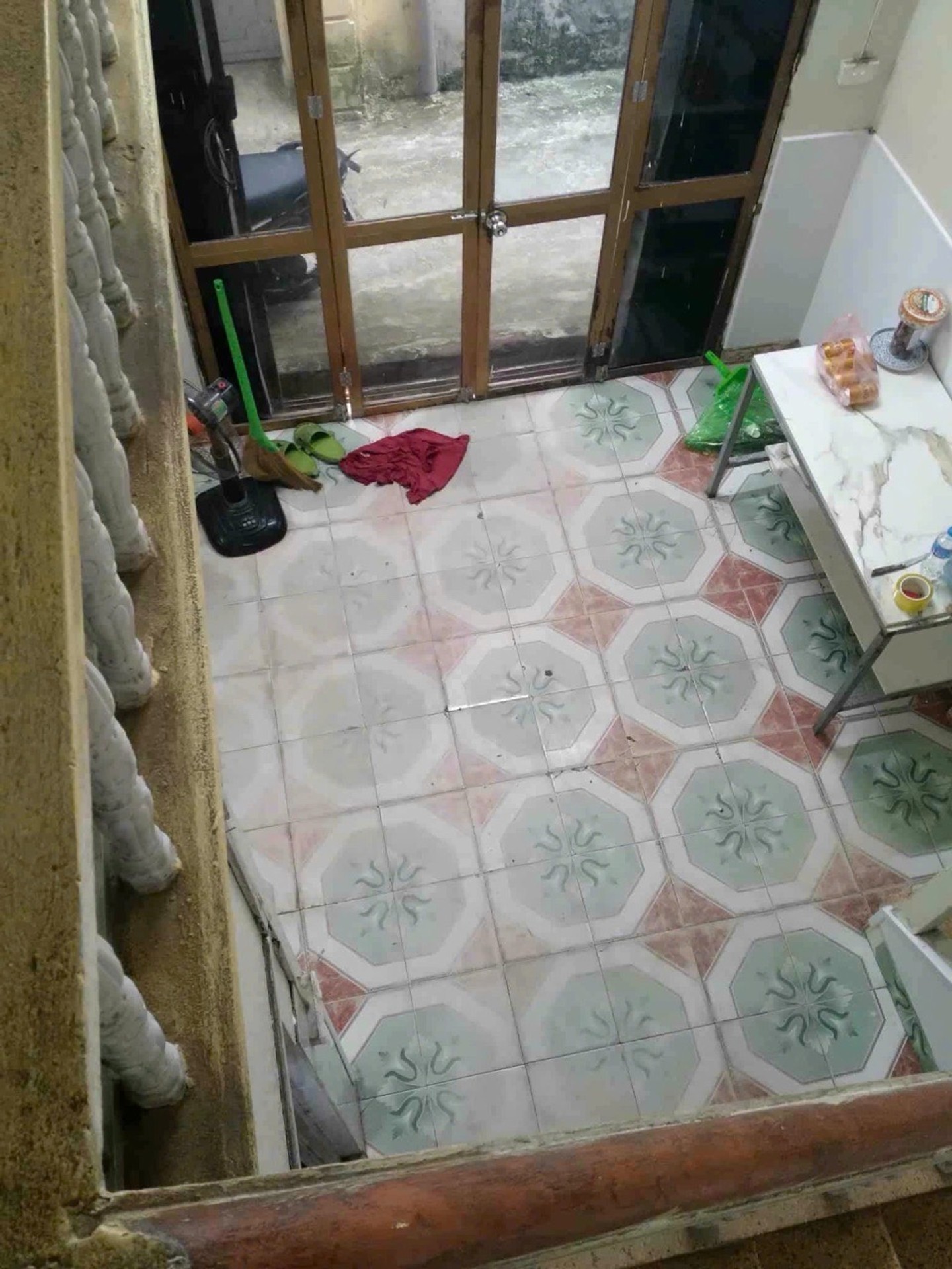 Bán nhà Trương Định - diện tích 20m2 1 tầng - Ngõ xe máy tránh rộng thoáng - giá 2,1 tỷ