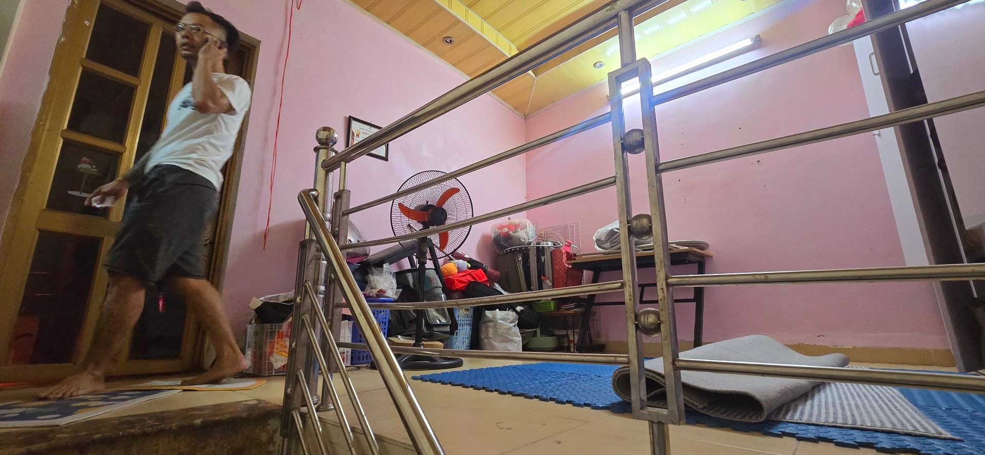 Bán nhà Mạc Thị Bưởi - diện tích 70m2 2 tầng - Ngõ ba gác tránh xe máy - giá 15 tỷ