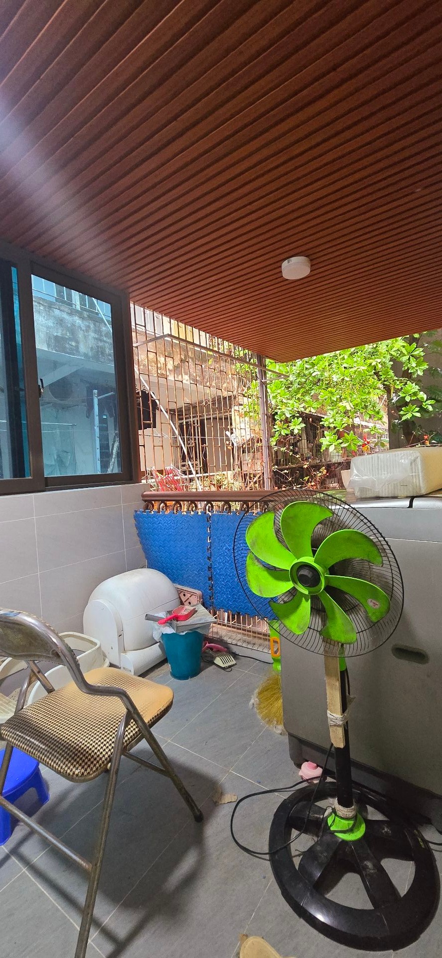Bán nhà Mạc Thị Bưởi - diện tích 70m2 2 tầng - Ngõ ba gác tránh xe máy - giá 15 tỷ