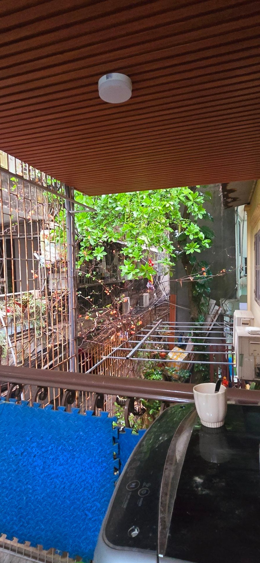 Bán nhà Mạc Thị Bưởi - diện tích 70m2 2 tầng - Ngõ ba gác tránh xe máy - giá 15 tỷ