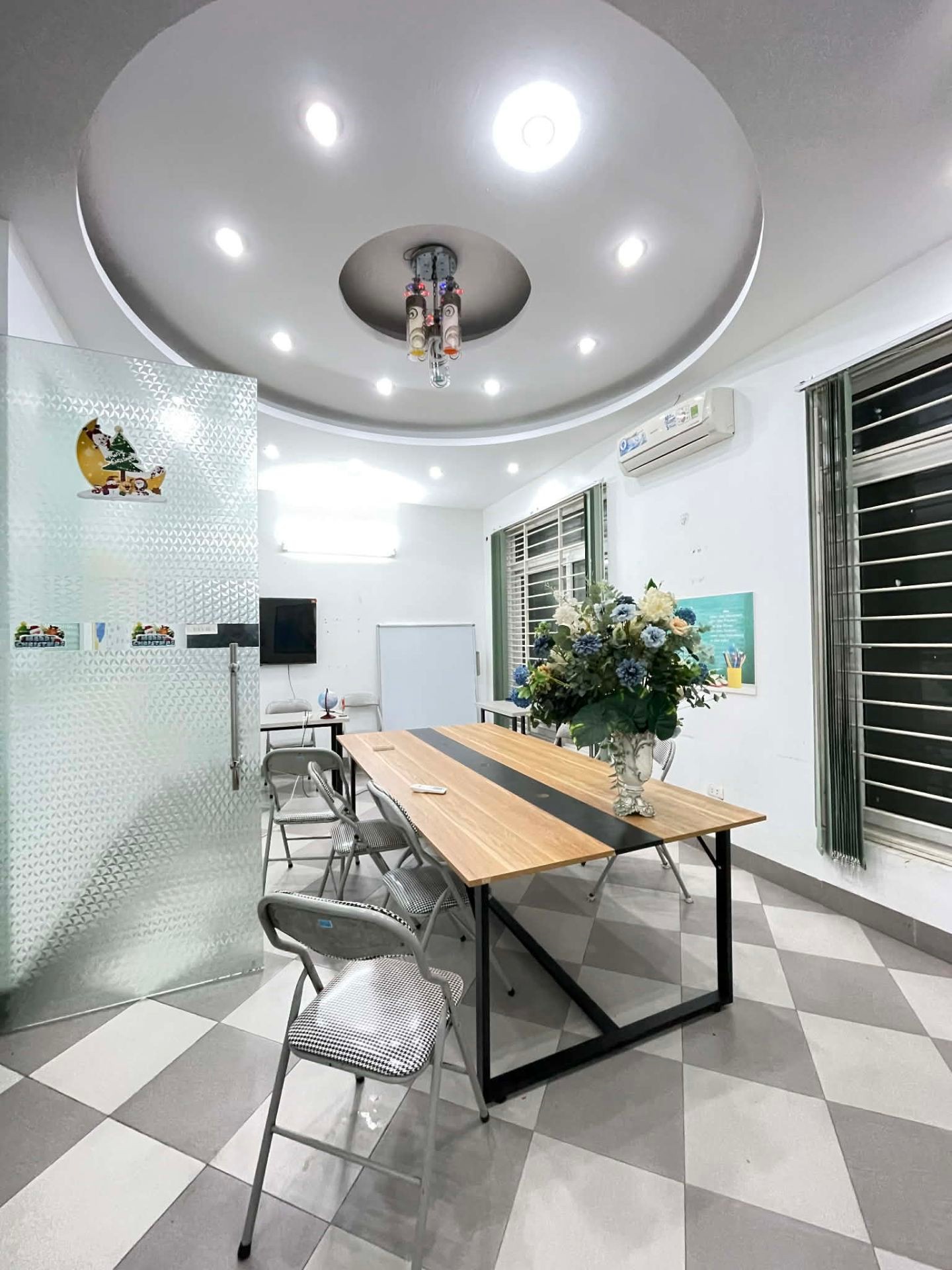 Bán nhà Huy Du - diện tích 109m2 5 tầng - Lô góc 2 mặt thoáng - giá 39 tỷ