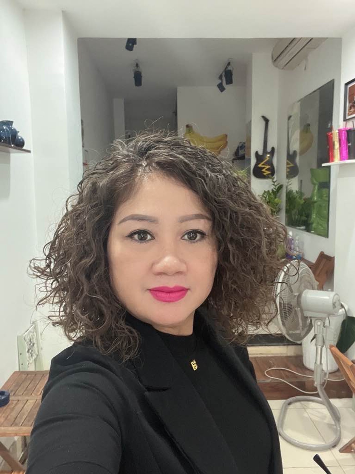 Bán nhà Bông thợ nhuộm - diện tích 74m2 3 tầng - Đầu tư - Kinh doanh - giá 37,3 tỷ