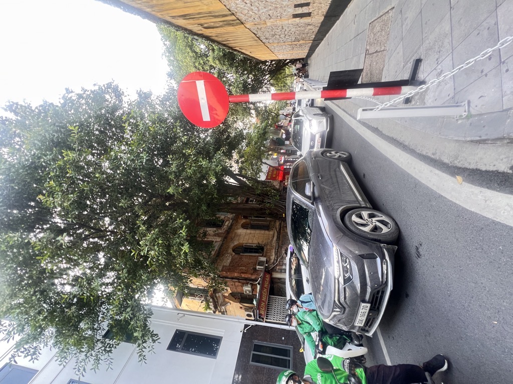 Bán nhà Bông thợ nhuộm - diện tích 74m2 3 tầng - Đầu tư - Kinh doanh - giá 37,3 tỷ