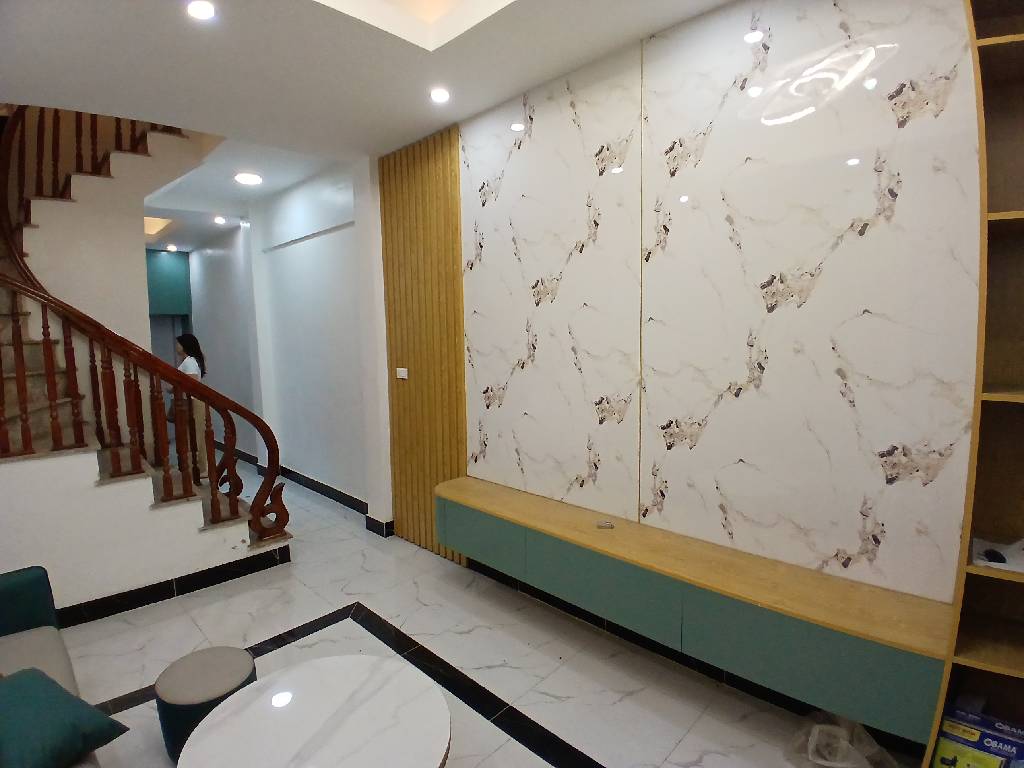 Bán nhà Nguyễn Khoái - diện tích 36m2 4 tầng - Ô TÔ ĐỖ CỬA - giá 5,6 tỷ