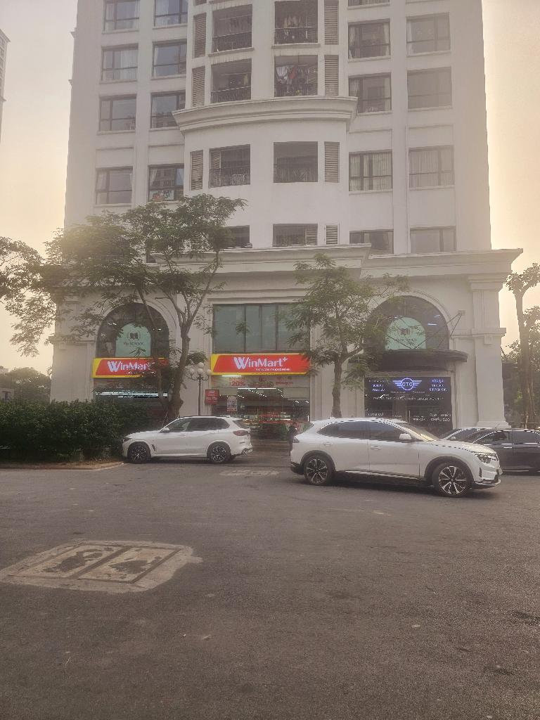 Bán nhà Nguyễn Trãi - diện tích 228.2m2 1 tầng - Lô góc 2 mặt thoáng - giá 29,5 tỷ