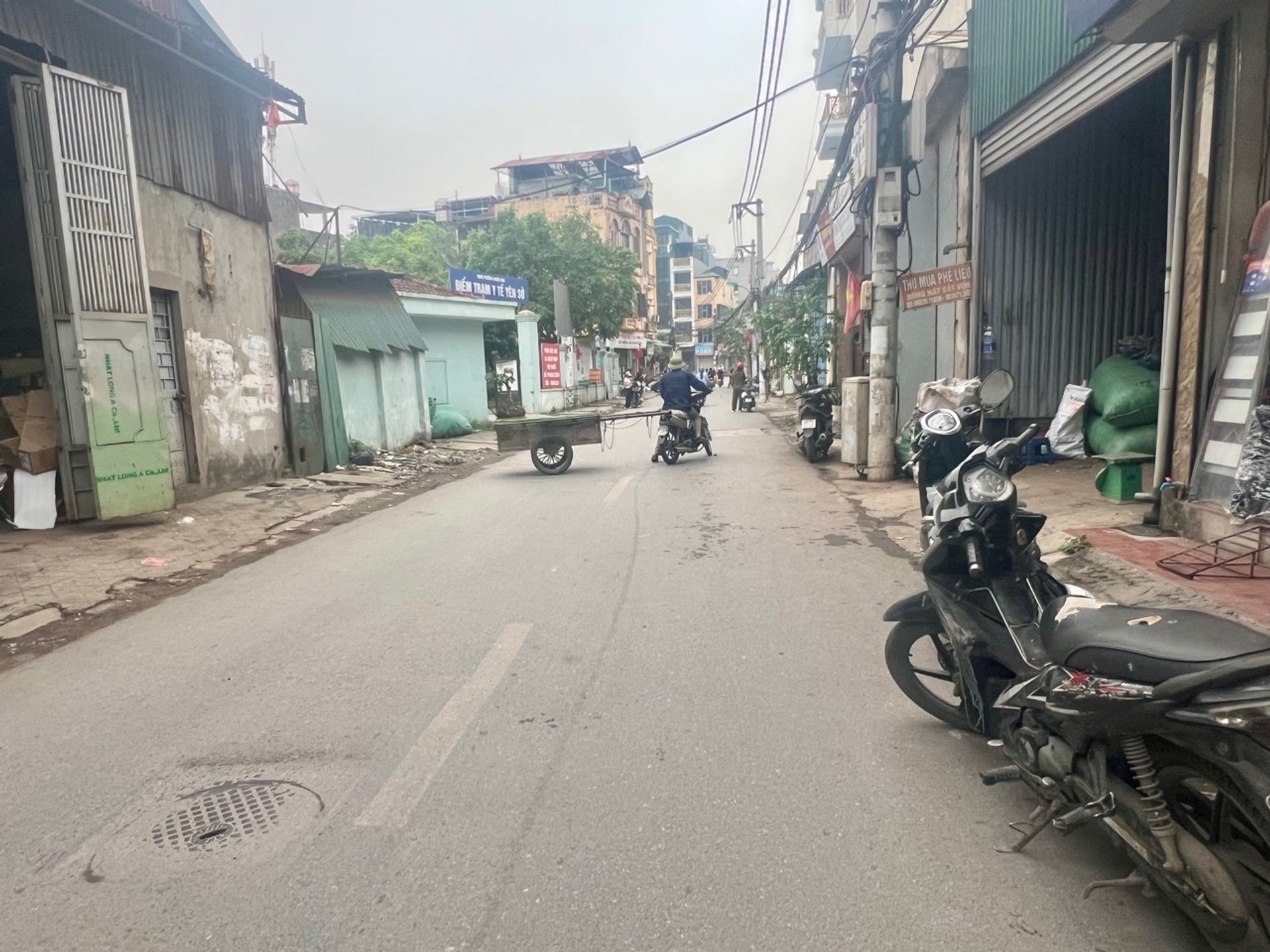 Bán nhà Yên Sở - diện tích 91m2 3 tầng - Mặt phố, vỉa hè, ô tô tránh, kinh doanh - giá 14,5 tỷ