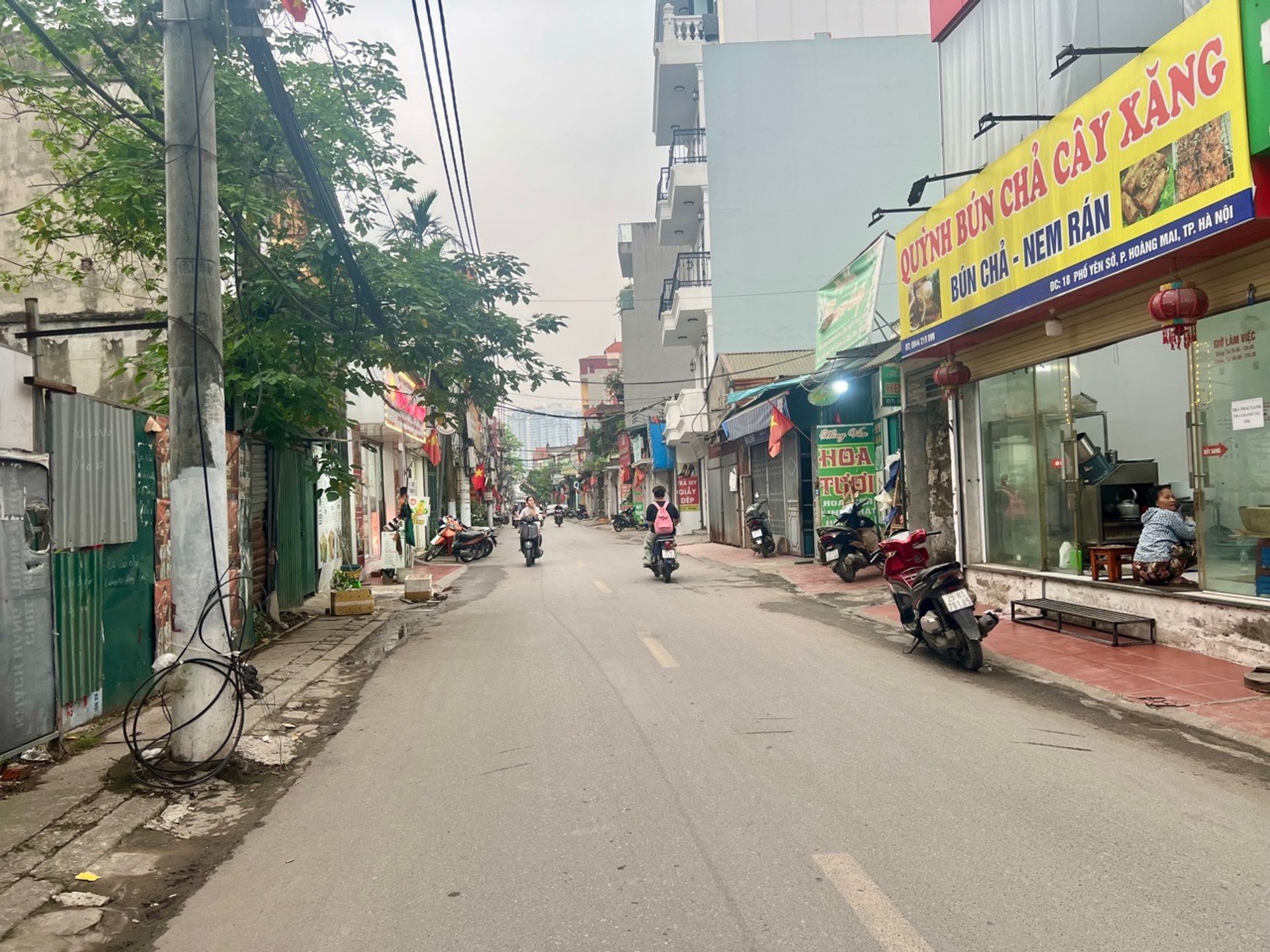 Bán nhà Yên Sở - diện tích 91m2 3 tầng - Mặt phố, vỉa hè, ô tô tránh, kinh doanh - giá 14,5 tỷ