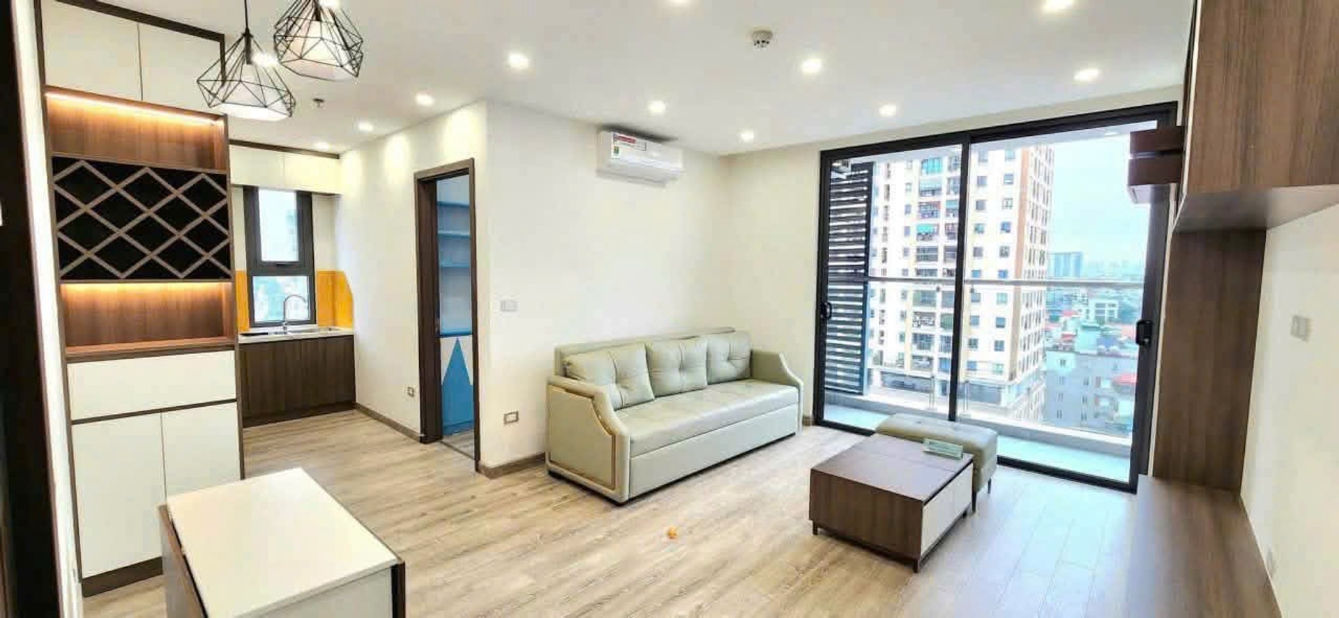 Bán nhà Nguyễn Cảnh Dị - diện tích 50m2 18 tầng - Lô góc - giá 5,85 tỷ