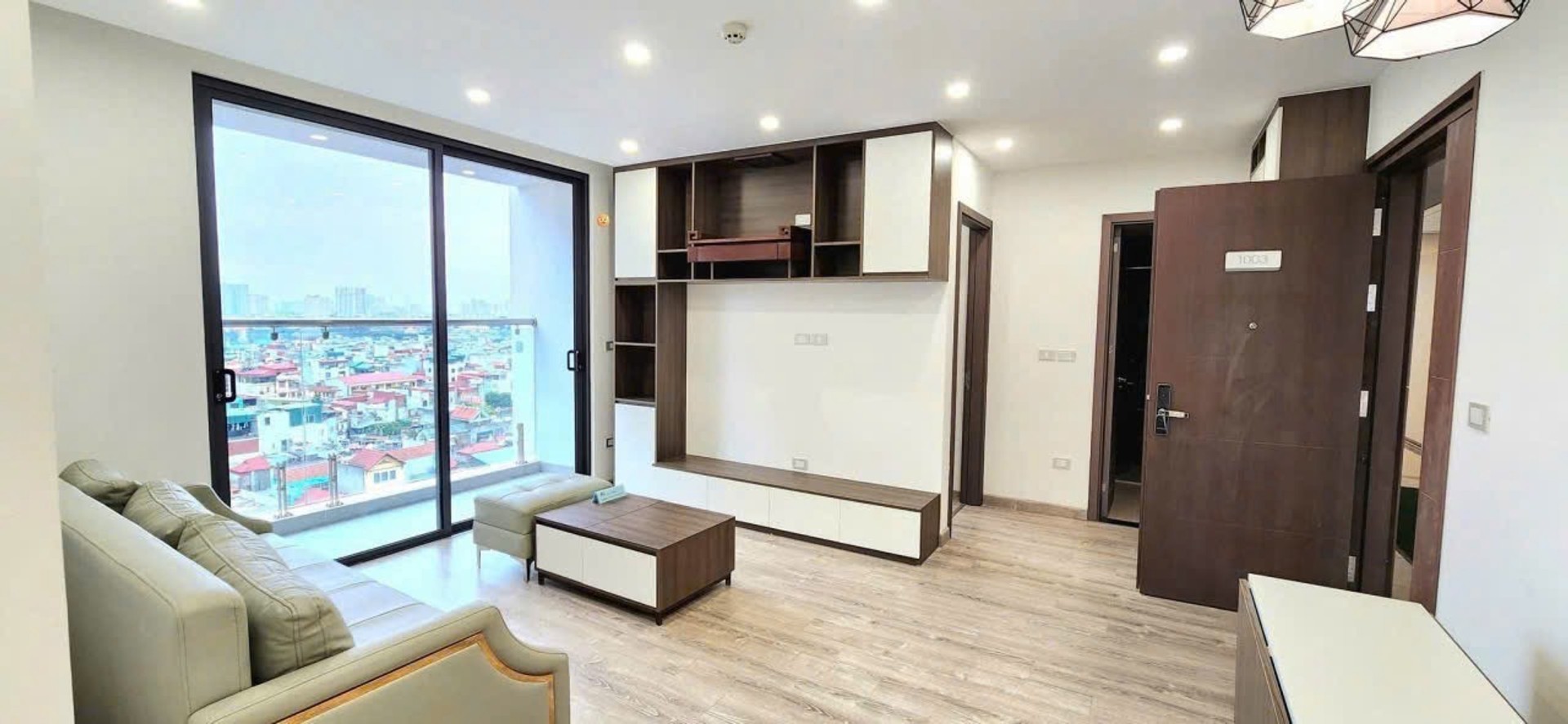 Bán nhà Nguyễn Cảnh Dị - diện tích 50m2 18 tầng - Lô góc - giá 5,85 tỷ
