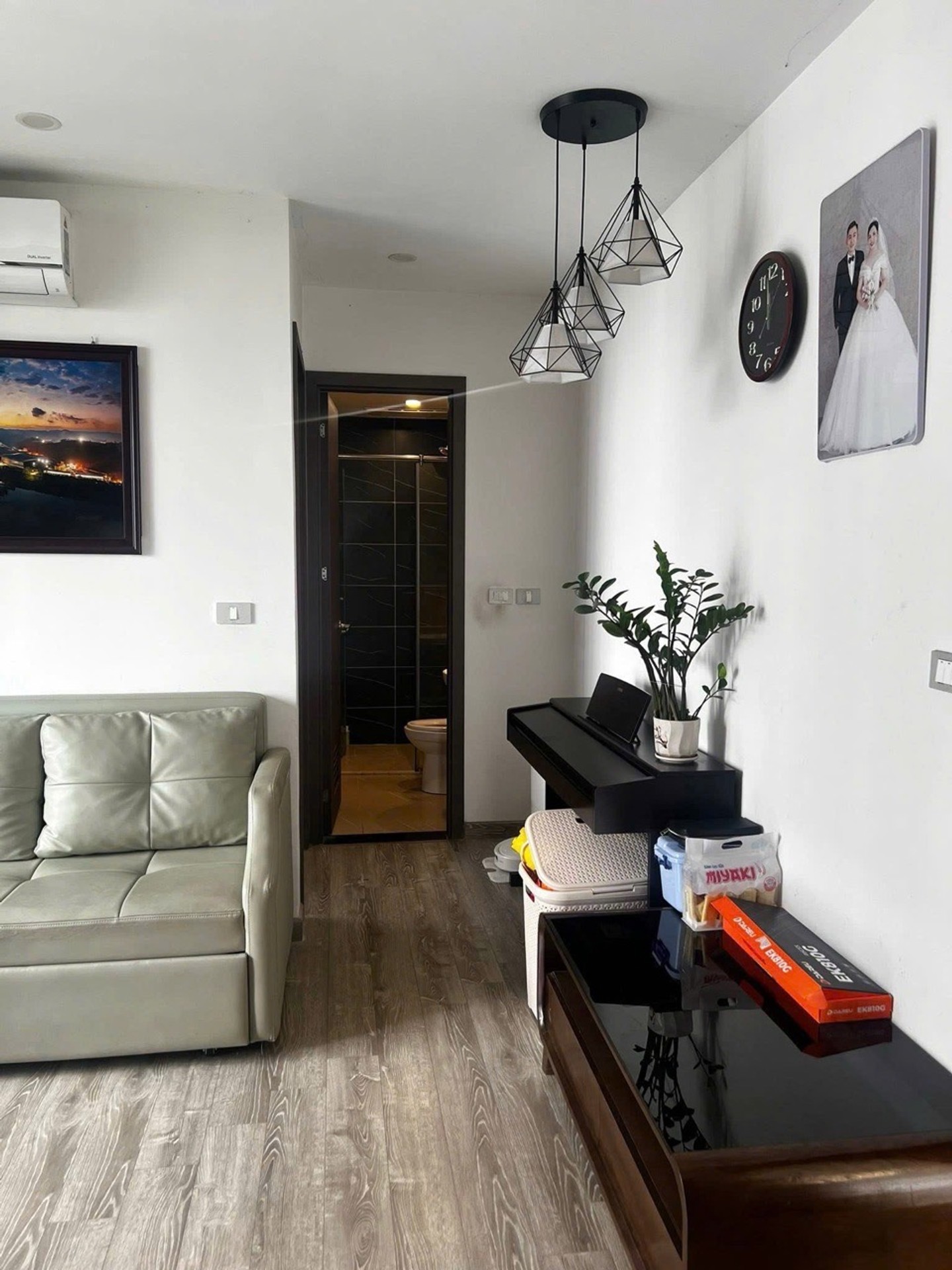 Bán nhà Nguyễn Cảnh Dị - diện tích 50m2 18 tầng - Lô góc - giá 5,85 tỷ