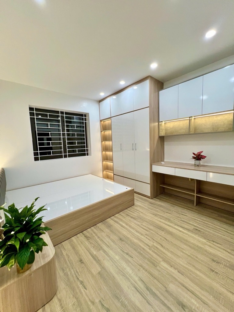 Bán nhà Bắc Linh Đàm - diện tích 73m2 1 tầng - Căn hộ thiết kế 3 ngủ - giá 6,26 tỷ