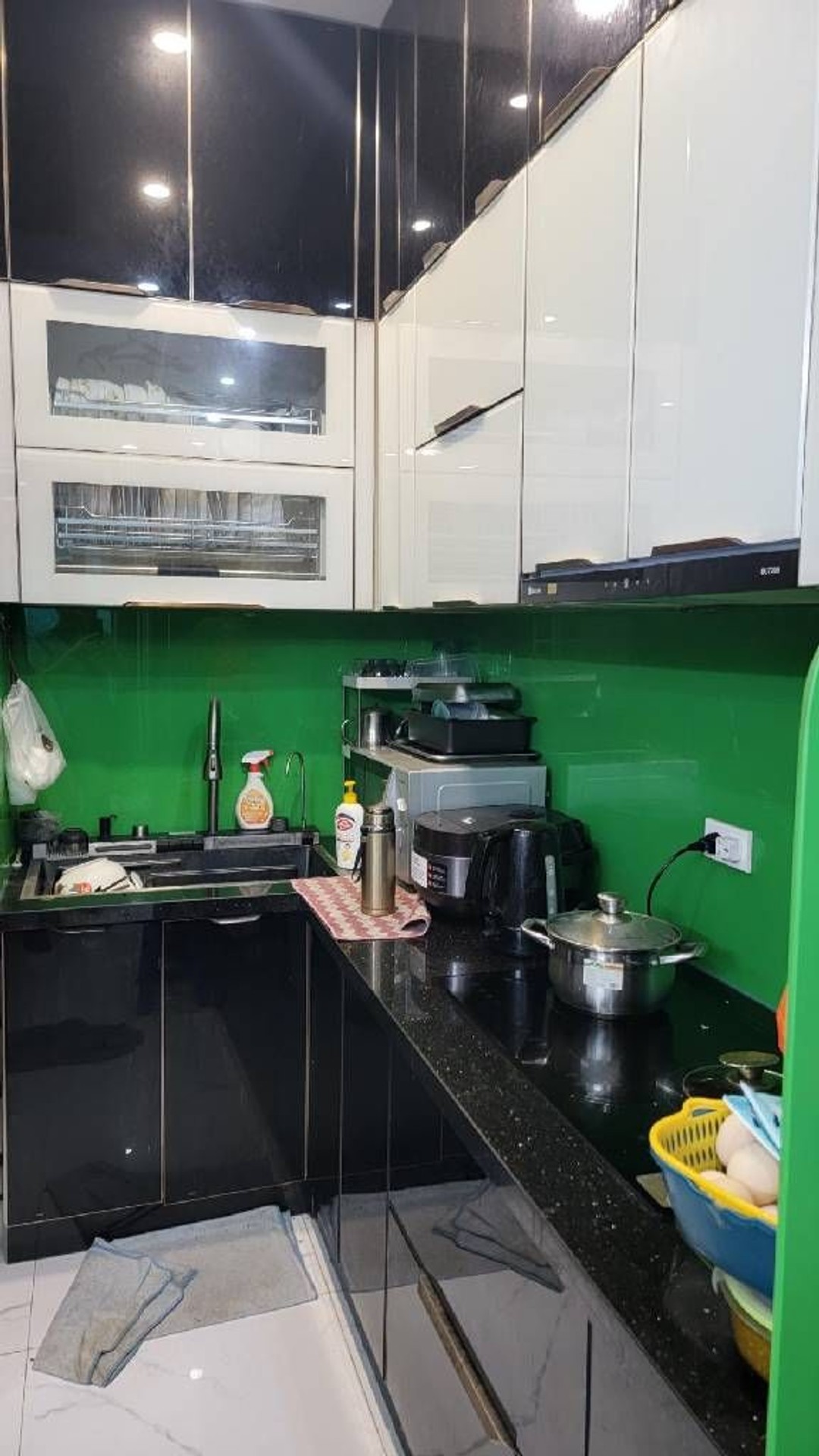 Bán nhà Đông Thiên - diện tích 30m2 5 tầng - Ô TÔ ĐỖ CỔNG - giá 7,35 tỷ