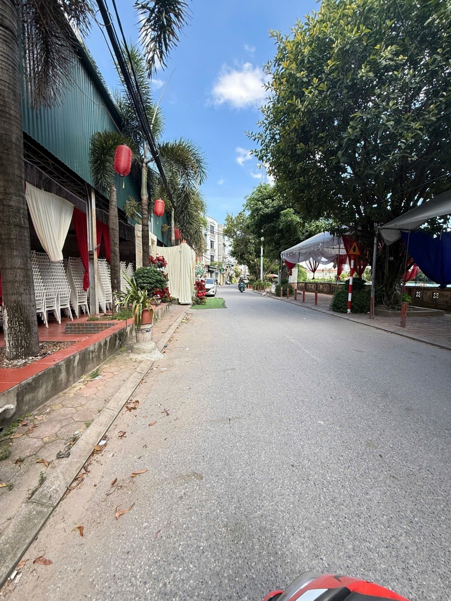 Bán nhà Yên Duyên - diện tích 66m2 7 tầng - Ô tô tránh - giá 18,5 tỷ