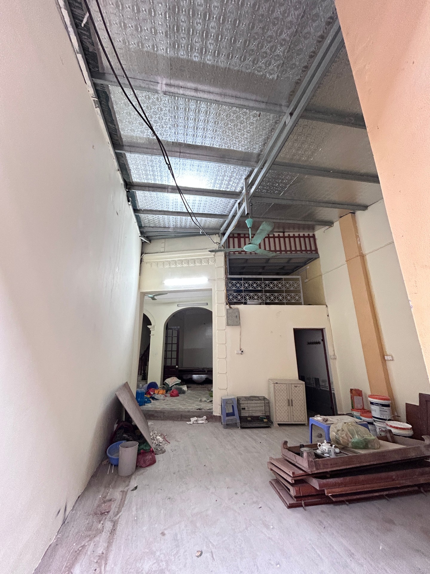 Bán nhà Giáp Nhị - diện tích 74m2 3 tầng - Ngõ to ô tô vào đất - giá 14,6 tỷ