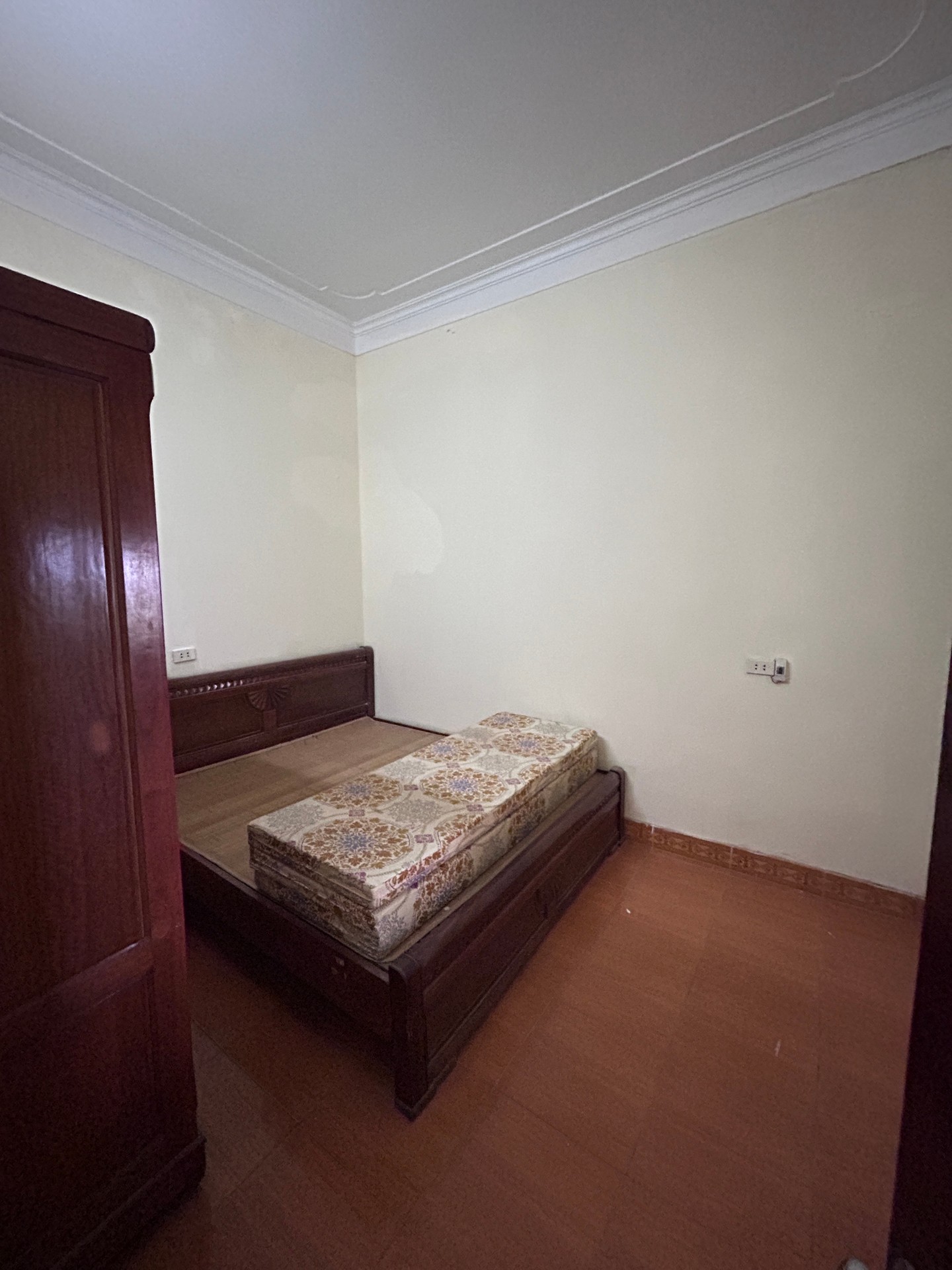 Bán nhà Giáp Nhị - diện tích 74m2 3 tầng - Ngõ to ô tô vào đất - giá 14,6 tỷ