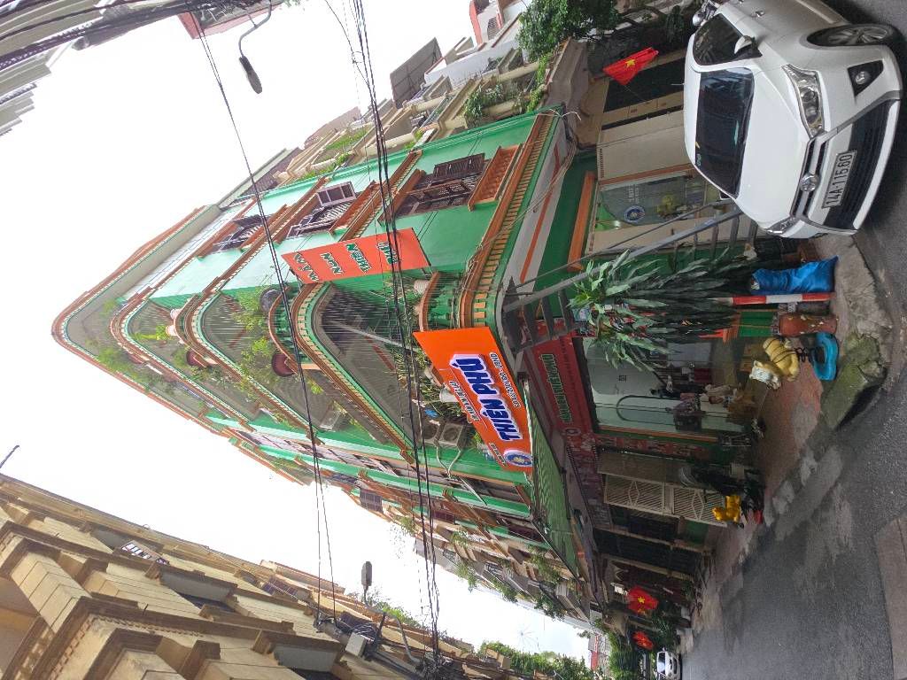 Bán nhà Quan Nhân - diện tích 80m2 5 tầng - Nhà lô góc, ô tô chạy vòng quanh - giá 32,5 tỷ