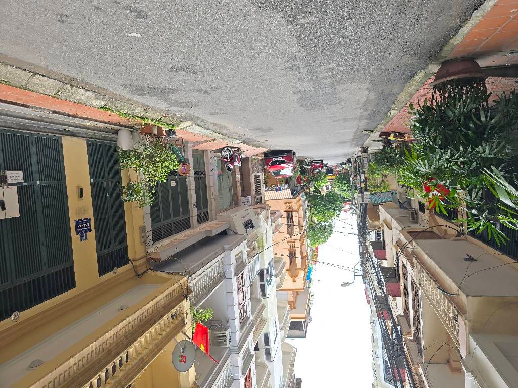 Bán nhà Quan Nhân - diện tích 80m2 5 tầng - Nhà lô góc, ô tô chạy vòng quanh - giá 32,5 tỷ