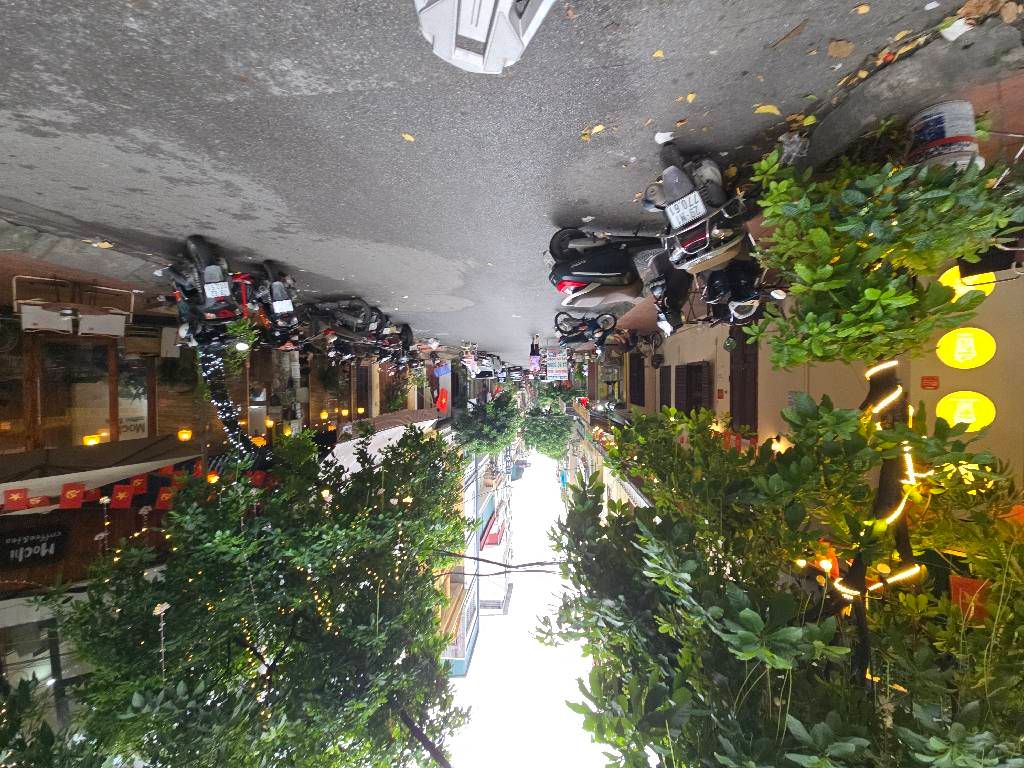 Bán nhà Quan Nhân - diện tích 80m2 5 tầng - Nhà lô góc, ô tô chạy vòng quanh - giá 32,5 tỷ