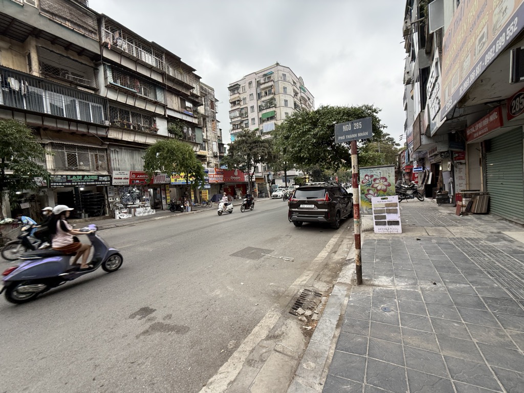 Bán nhà Thanh Nhàn - diện tích 55m2 5 tầng - Thang máy - giá 15,9 tỷ