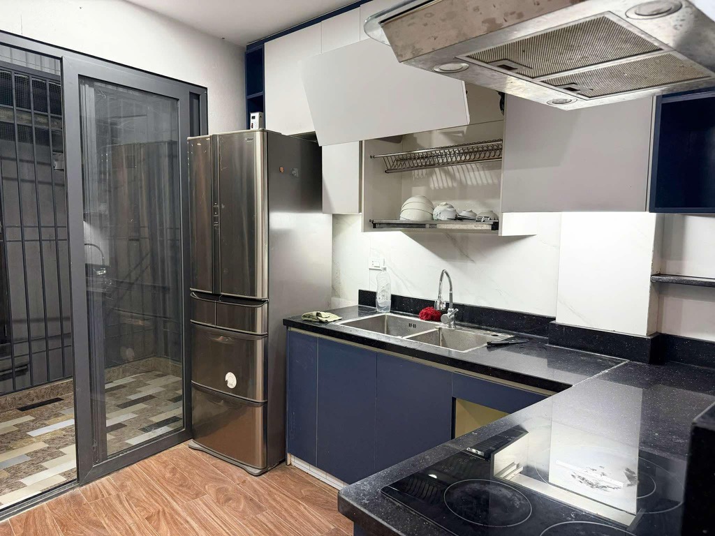 Bán nhà Thanh Nhàn - diện tích 55m2 5 tầng - Thang máy - giá 15,9 tỷ